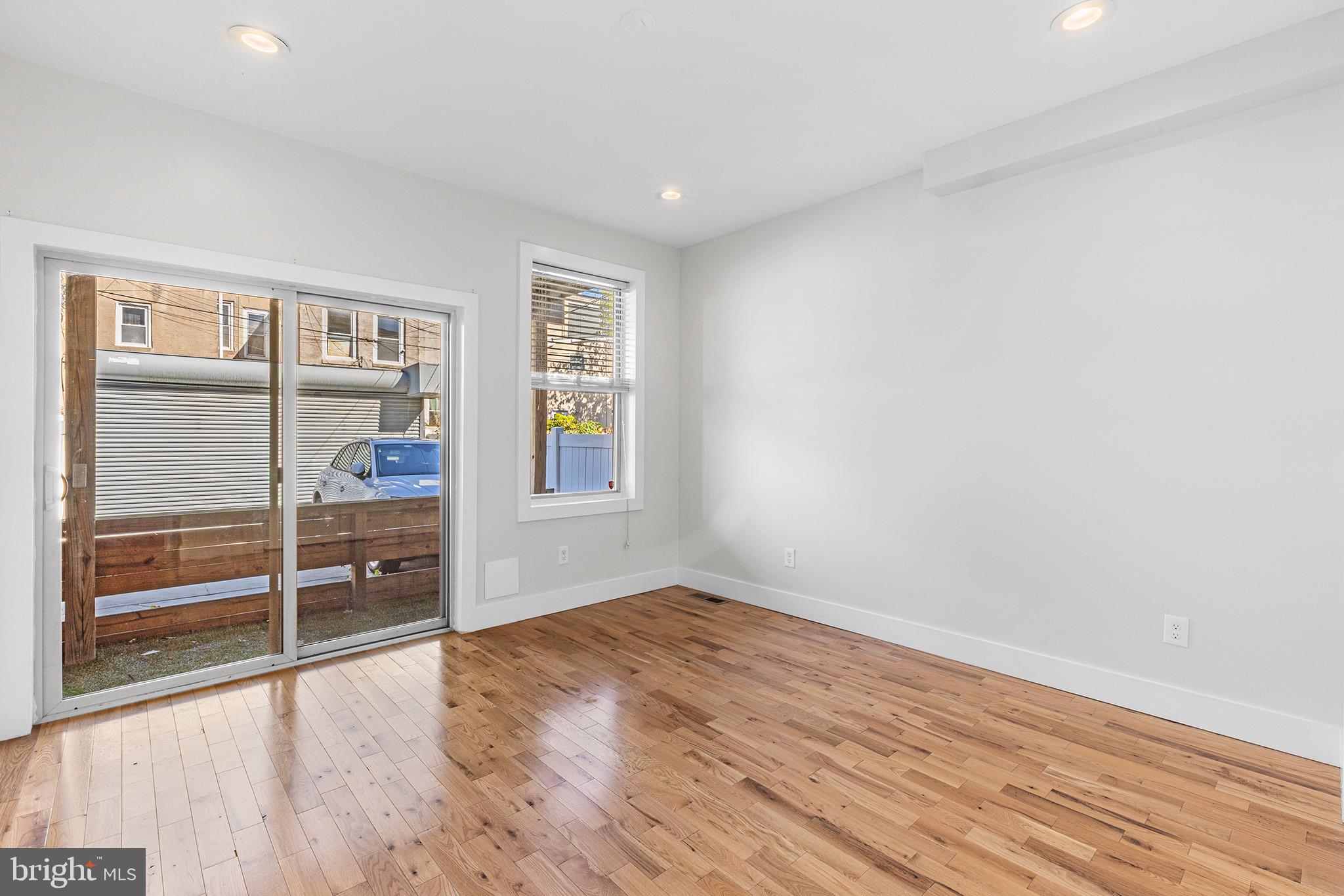 FRANCISVILLE - Residential