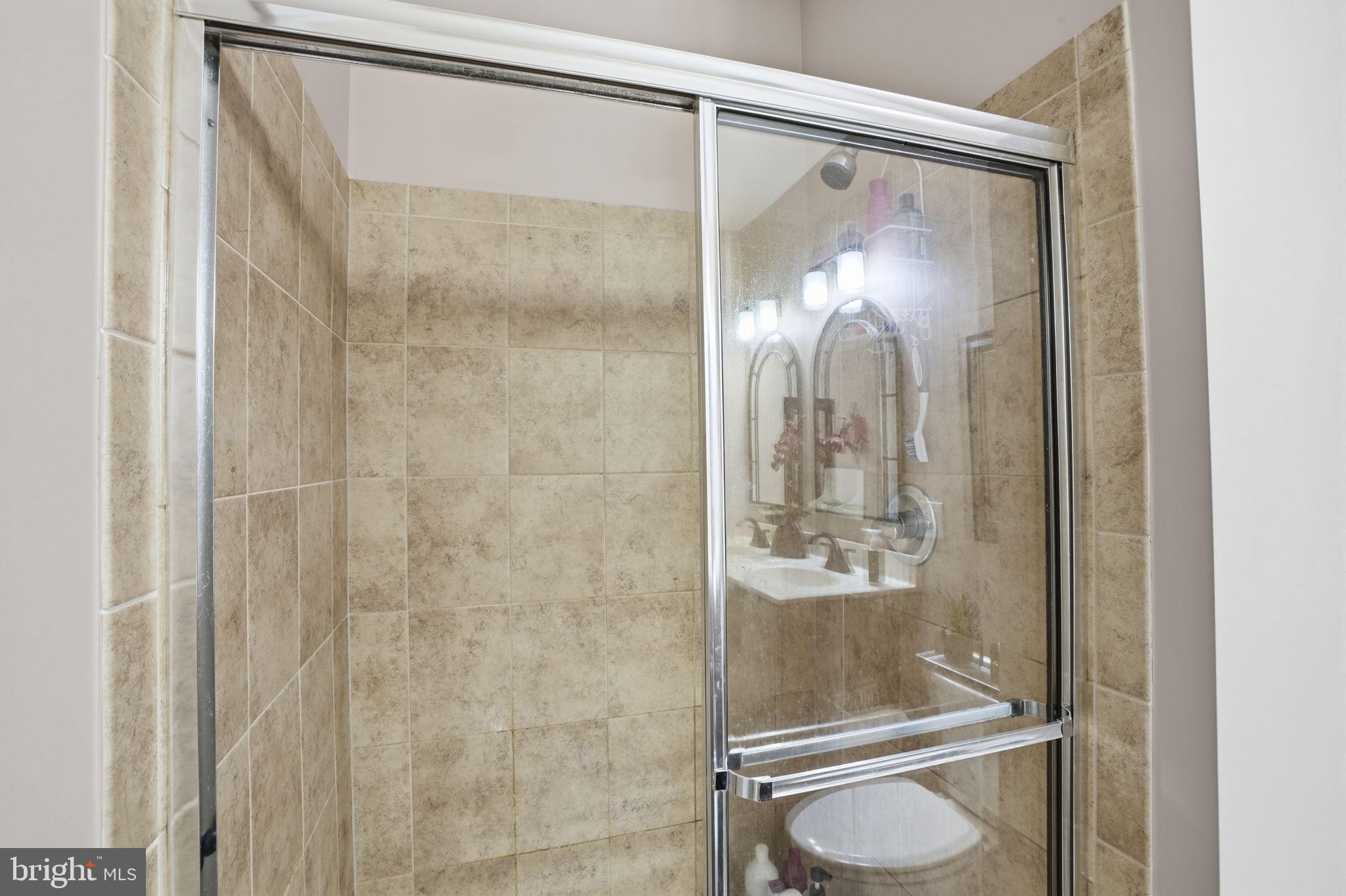 EMERALD WALK - Residential