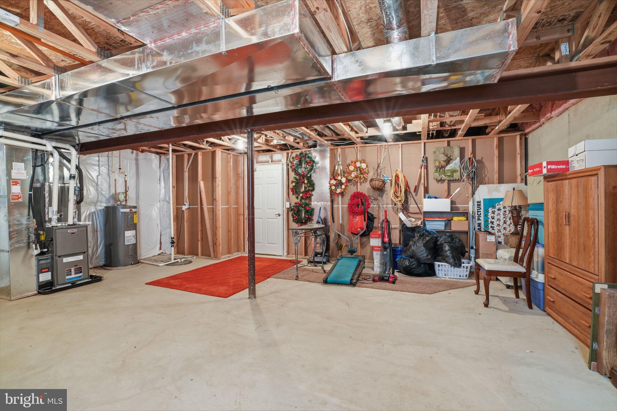 EMERALD WALK - Residential