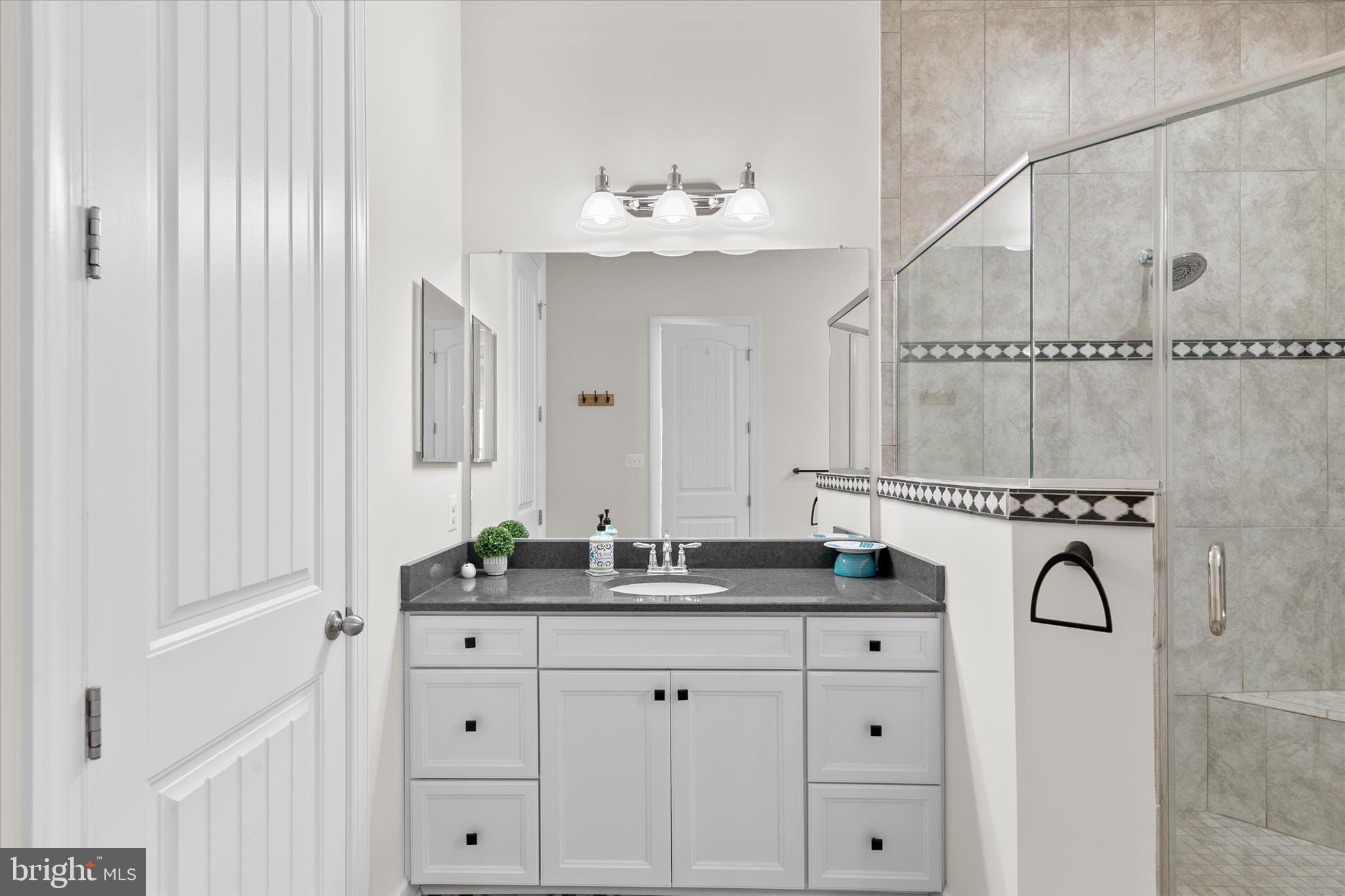 OCEAN VIEW BEACH CLUB - Residential