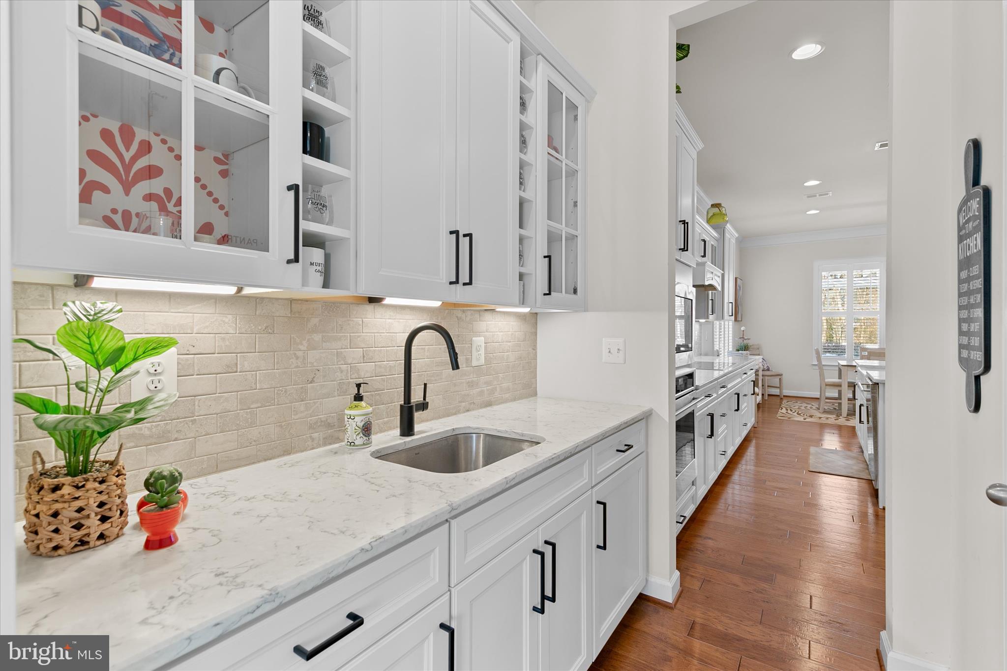 OCEAN VIEW BEACH CLUB - Residential