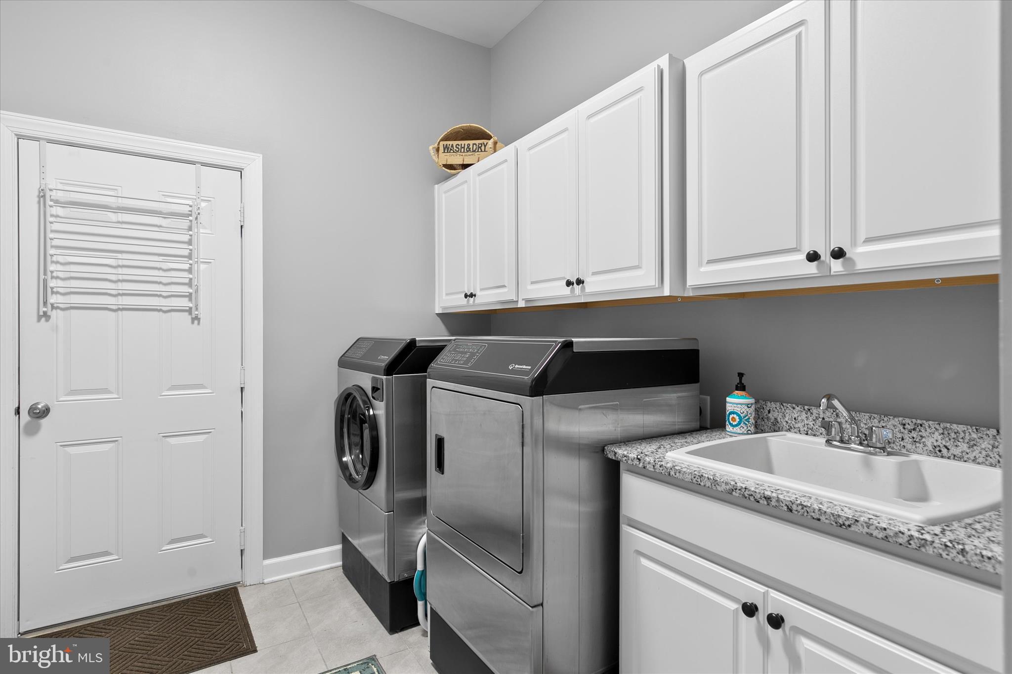 OCEAN VIEW BEACH CLUB - Residential