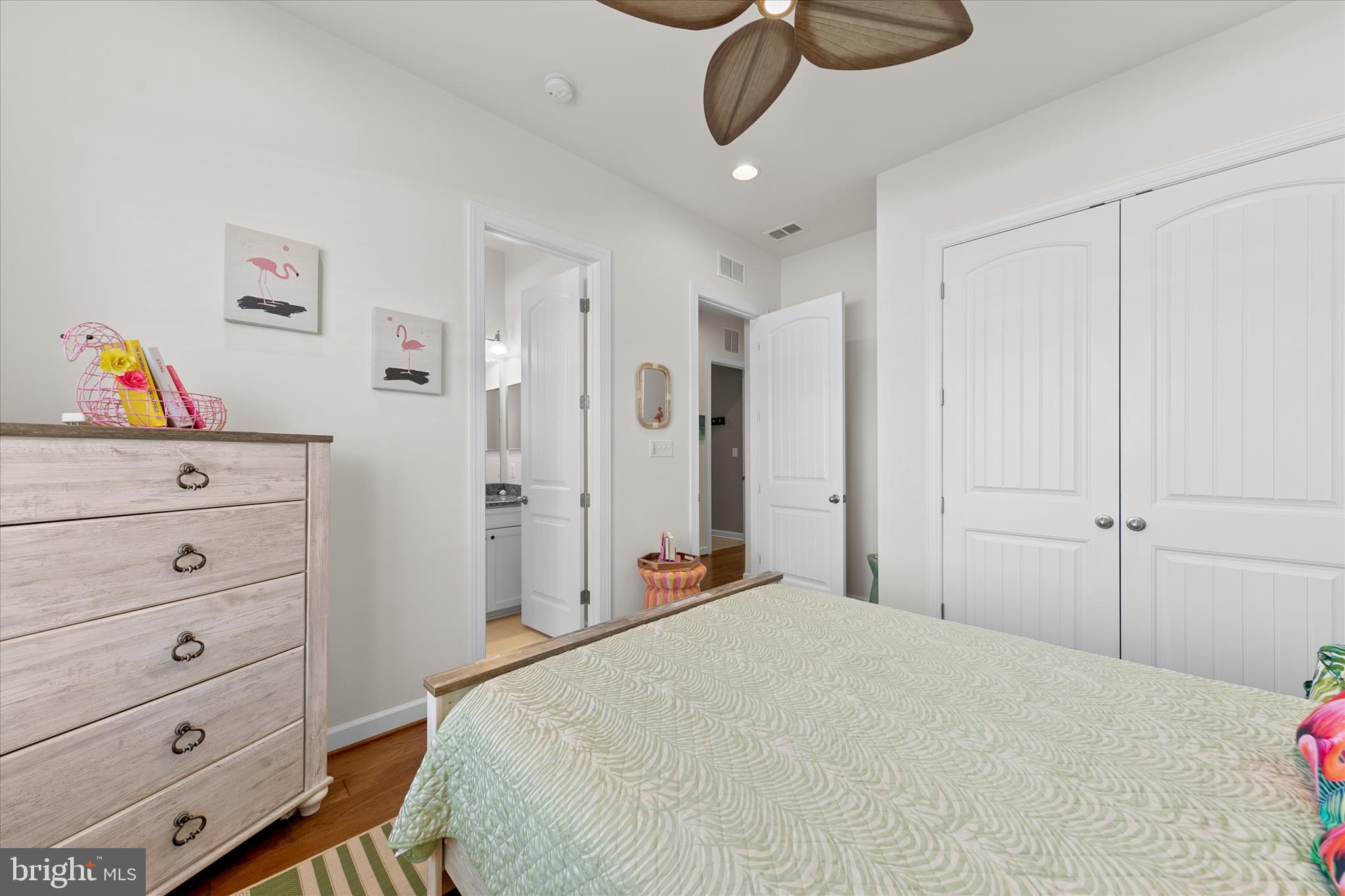 OCEAN VIEW BEACH CLUB - Residential