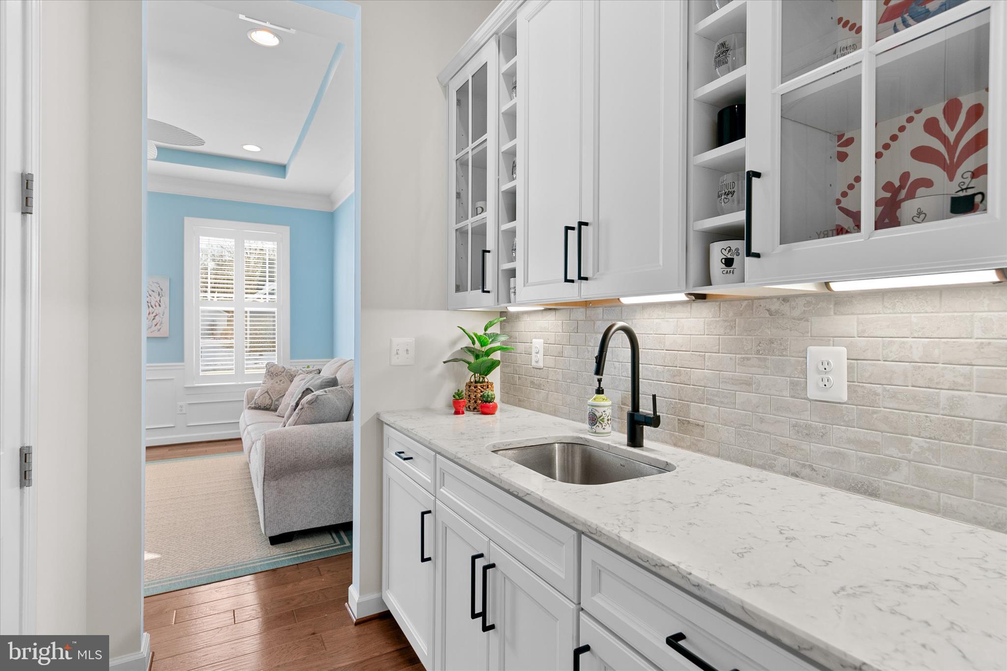 OCEAN VIEW BEACH CLUB - Residential