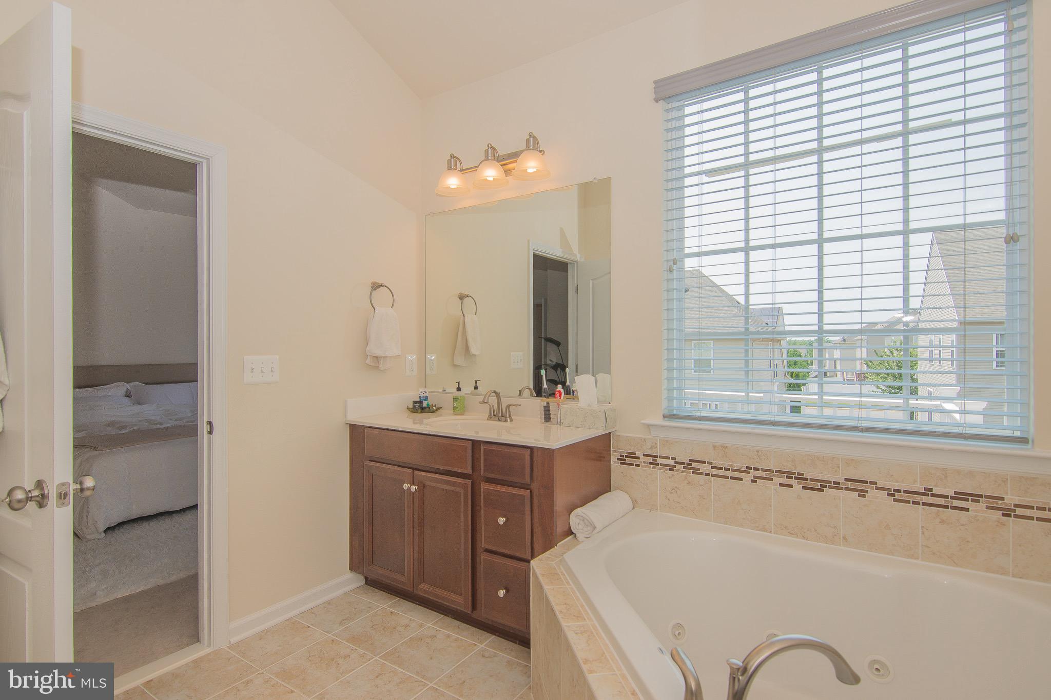 COLONIAL FORGE TOWNHOMES - Residential Lease