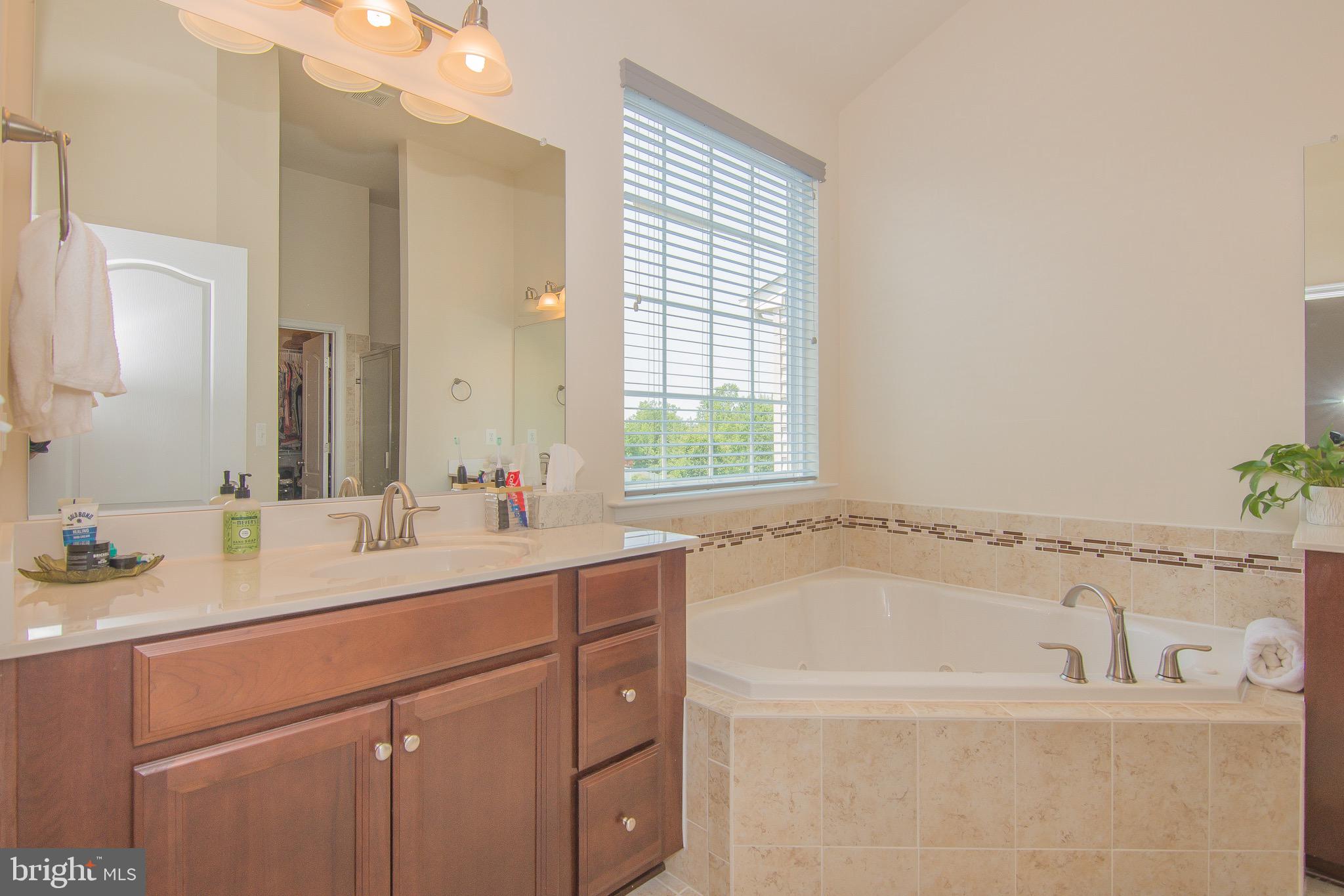 COLONIAL FORGE TOWNHOMES - Residential Lease