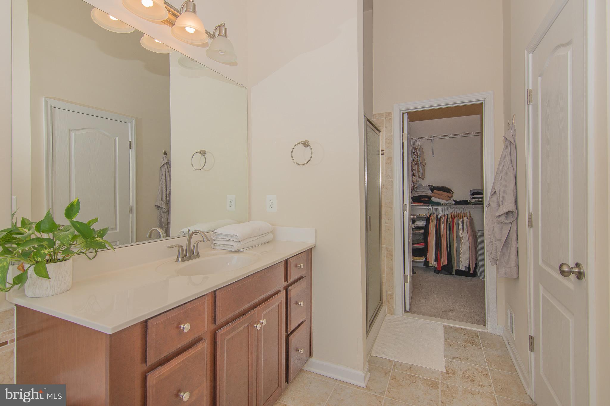 COLONIAL FORGE TOWNHOMES - Residential Lease