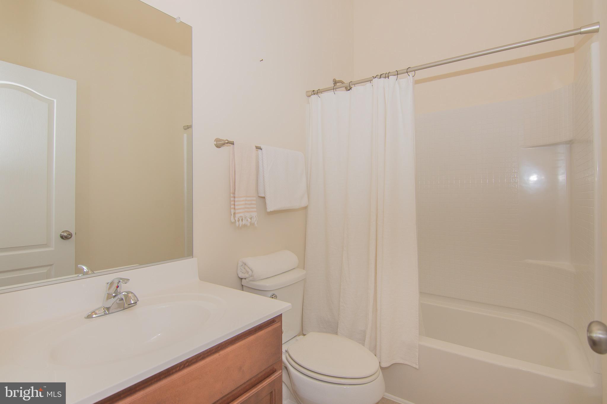 COLONIAL FORGE TOWNHOMES - Residential Lease