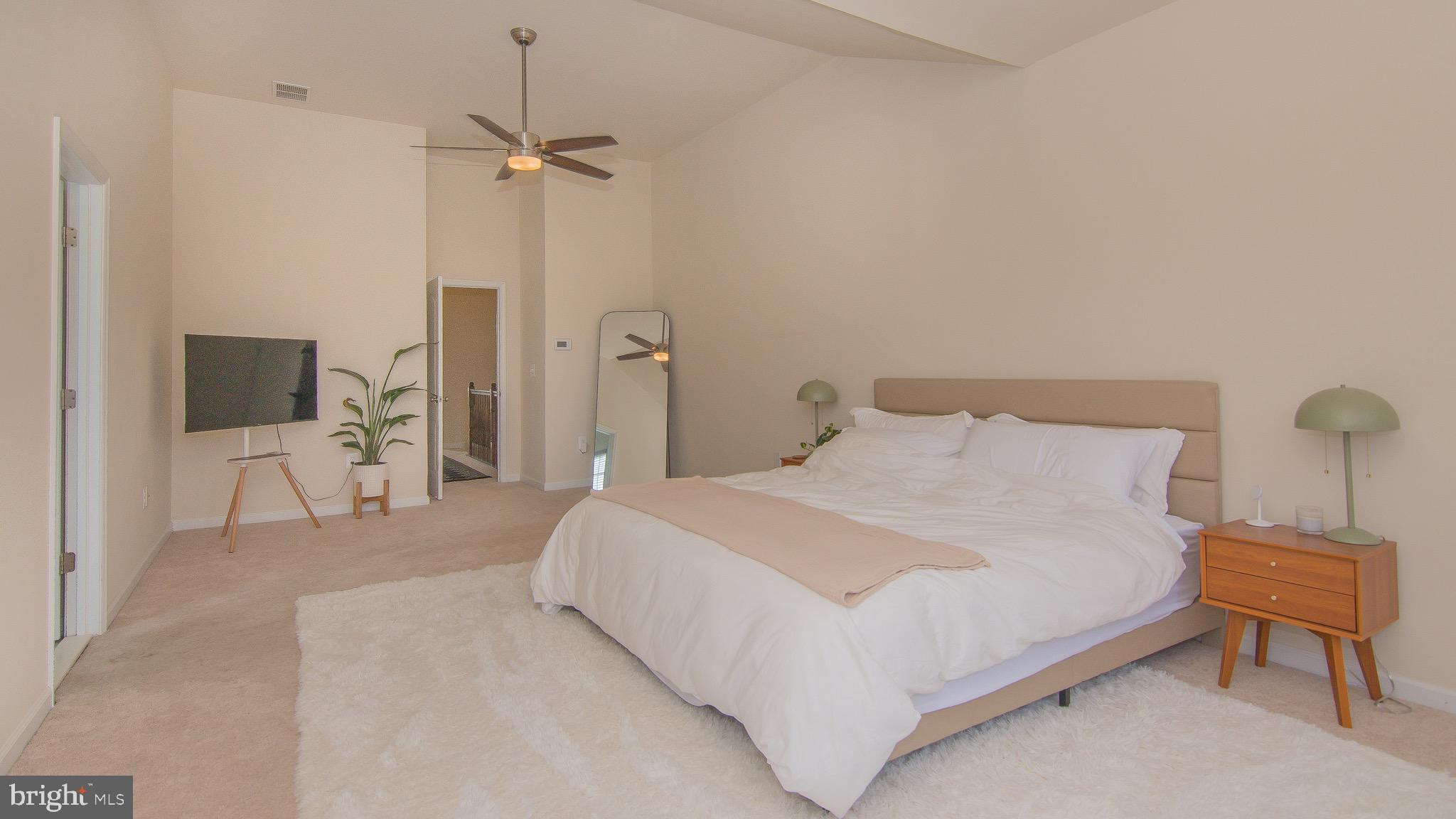 COLONIAL FORGE TOWNHOMES - Residential Lease