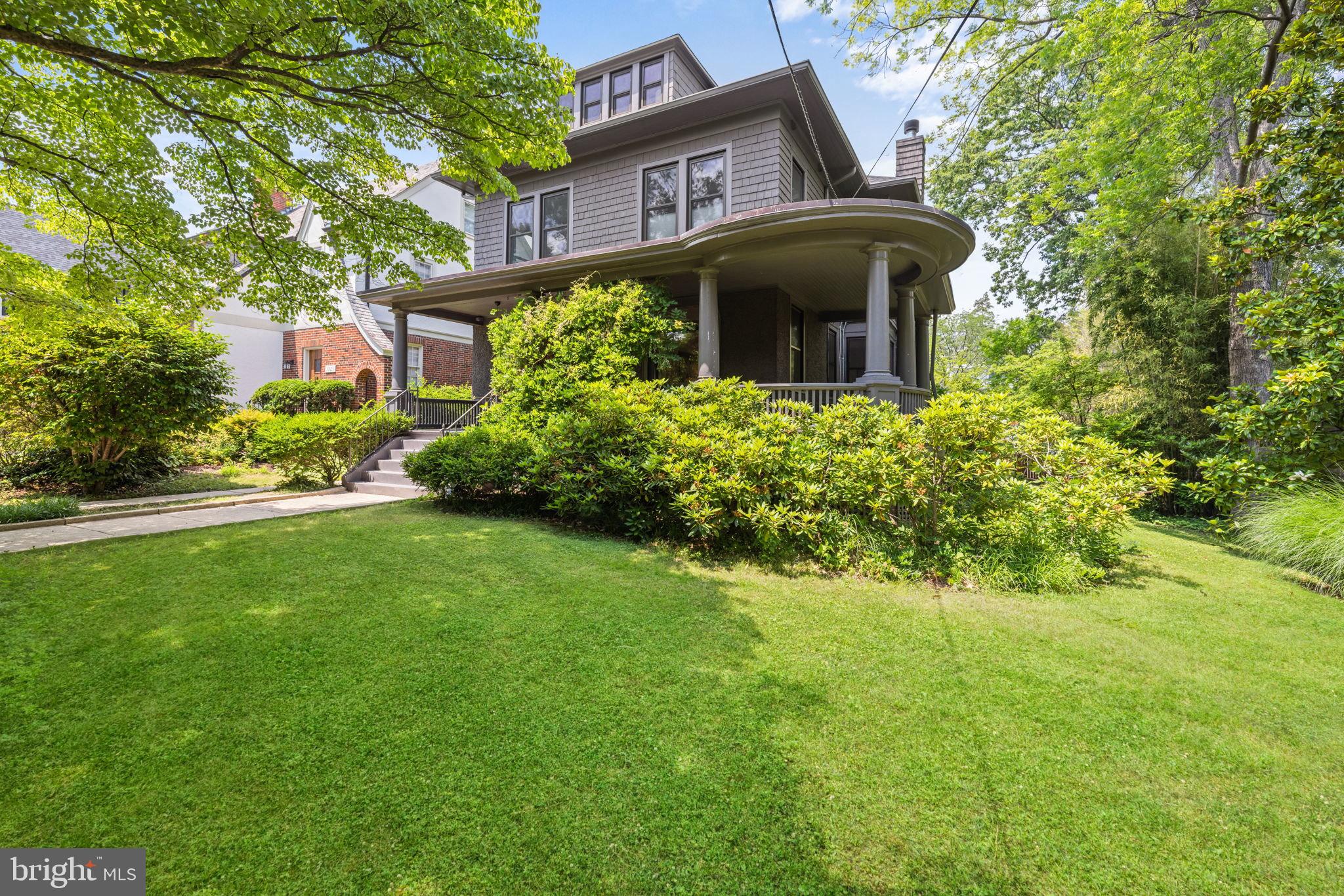 CHEVY CHASE - Residential