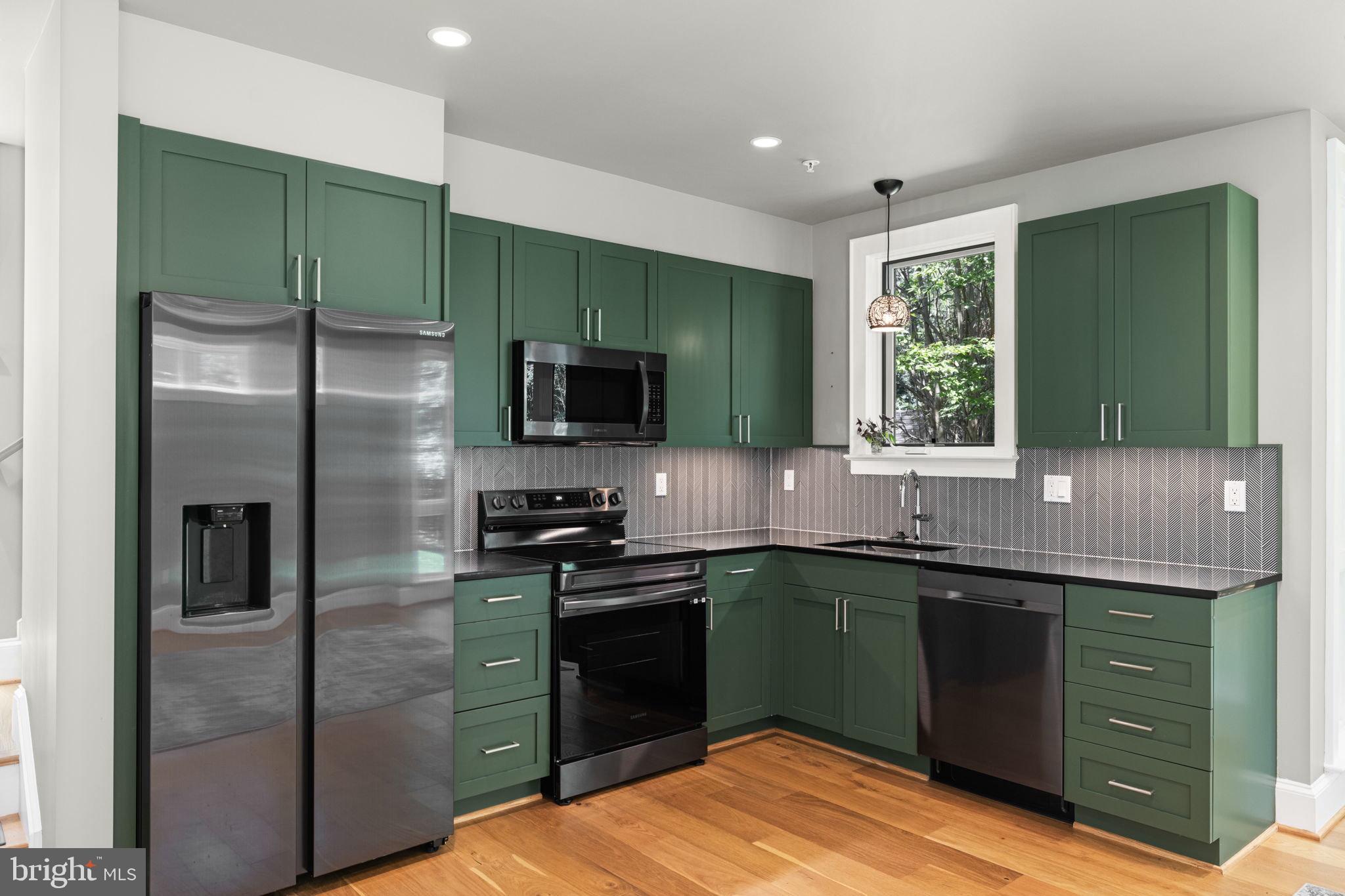 CHEVY CHASE - Residential