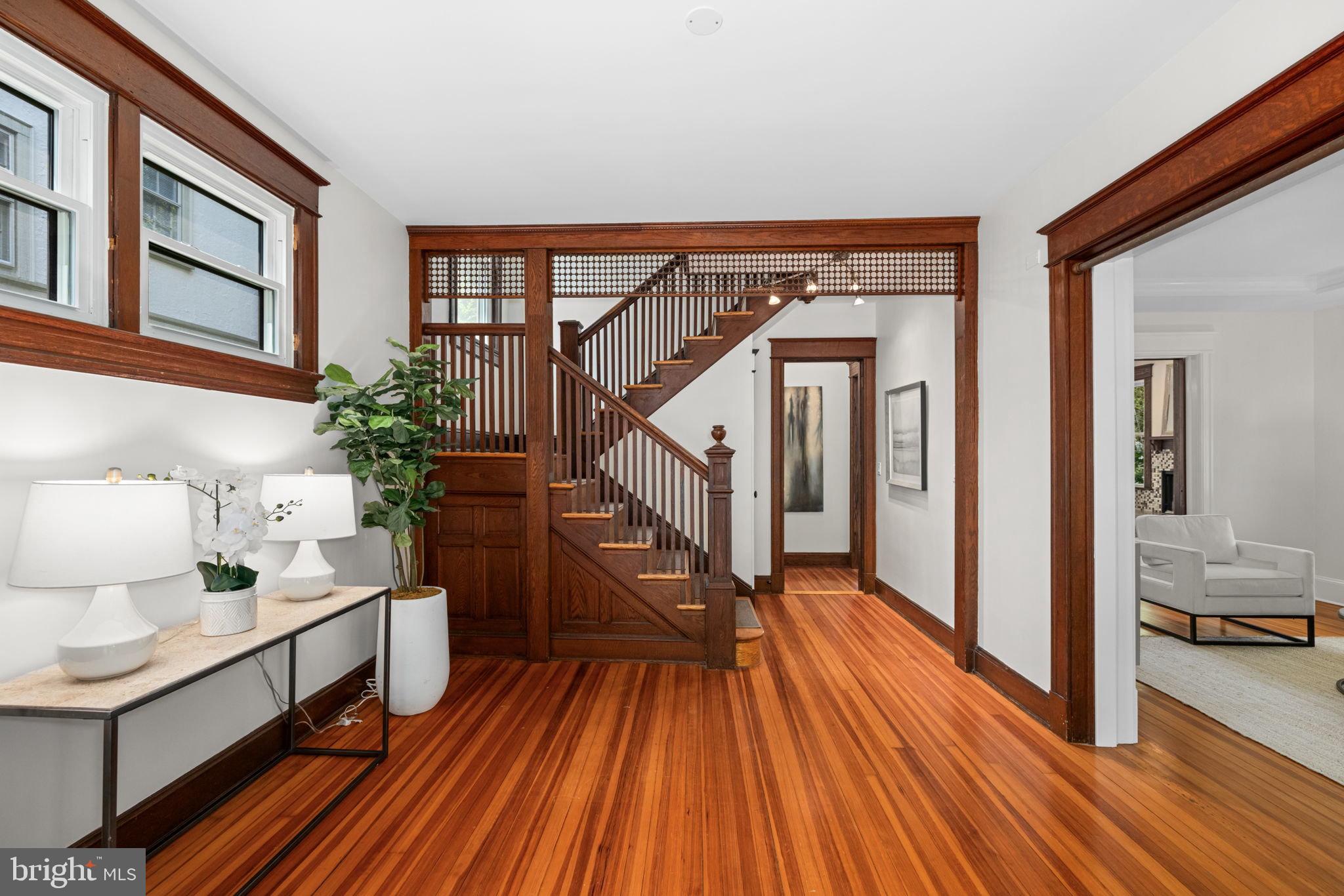 CHEVY CHASE - Residential