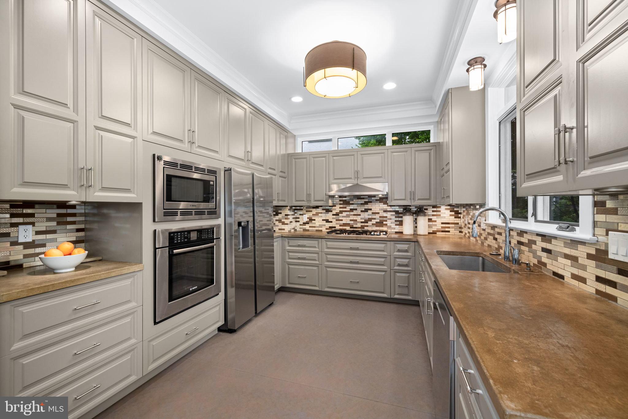 CHEVY CHASE - Residential