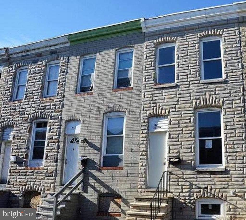 Traditional 2BR 1BA Home in the heart of Baltimore - Totally upgraded with fresh paint and carpeting. The kitchen has beautiful European style cabinetry, new flooring, and modern appliances. The bathroom has fresh tile and upgrades galore. Don't miss this one with amazing rental price!!!