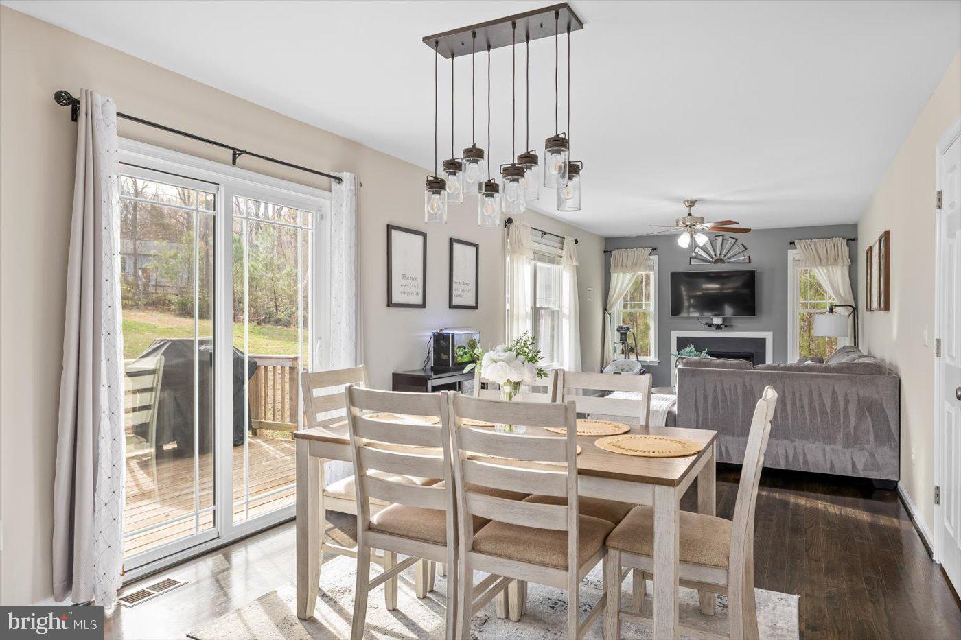 LAKE WILDERNESS - Residential