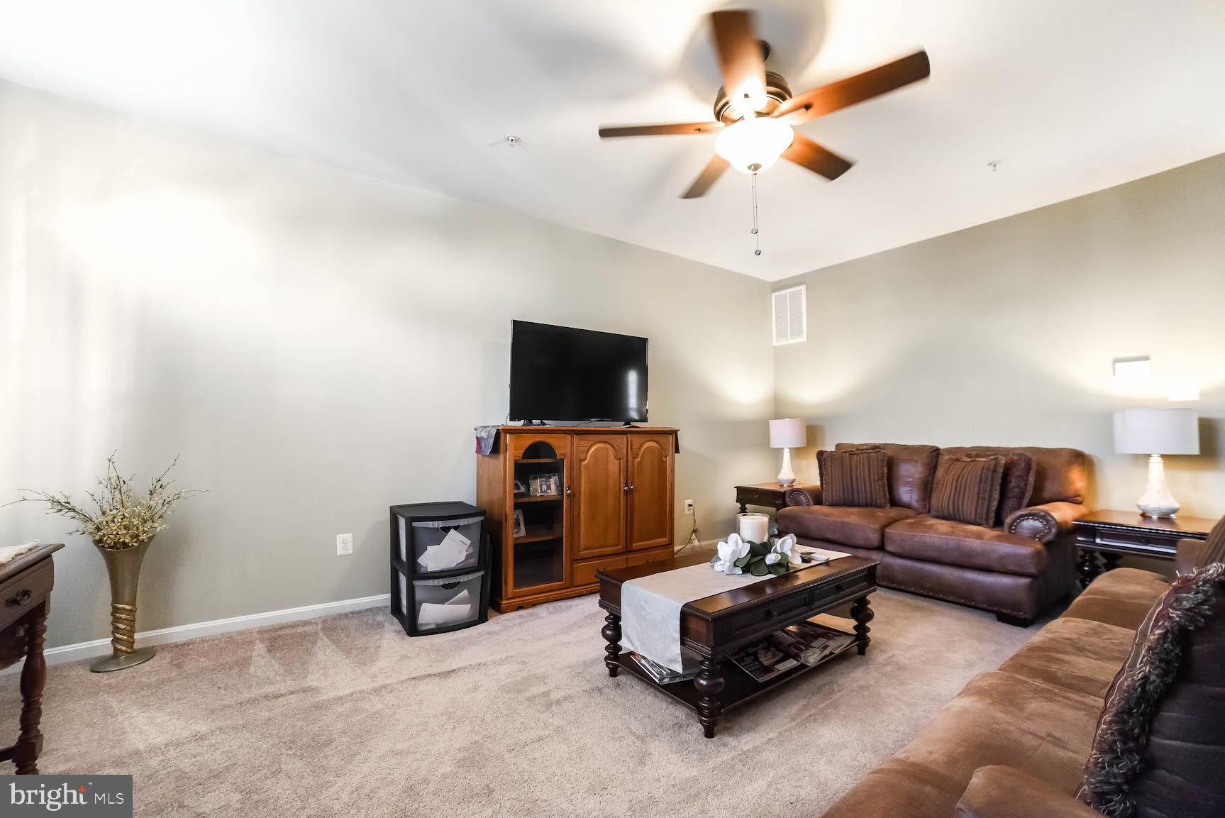 BEVERLY HILLS - Residential