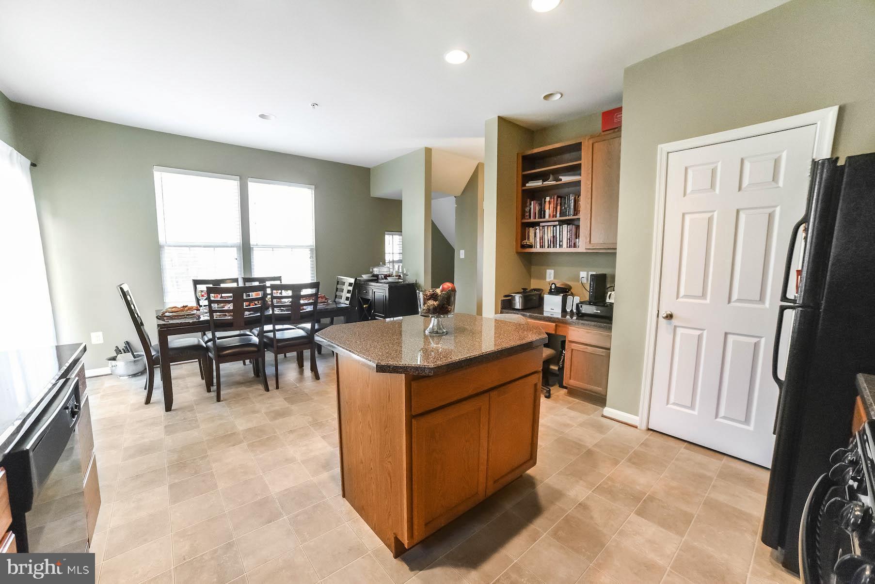 BEVERLY HILLS - Residential