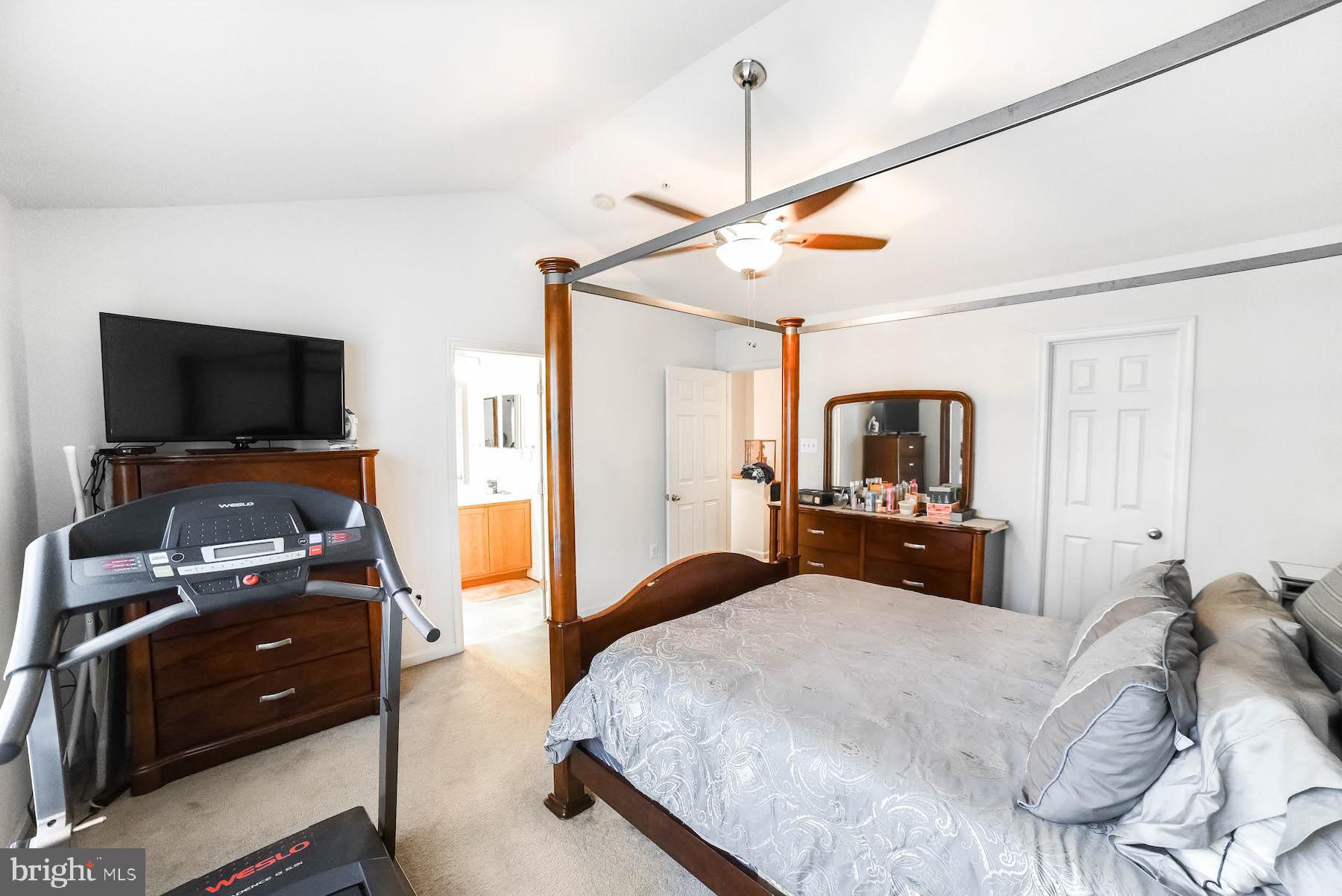 BEVERLY HILLS - Residential