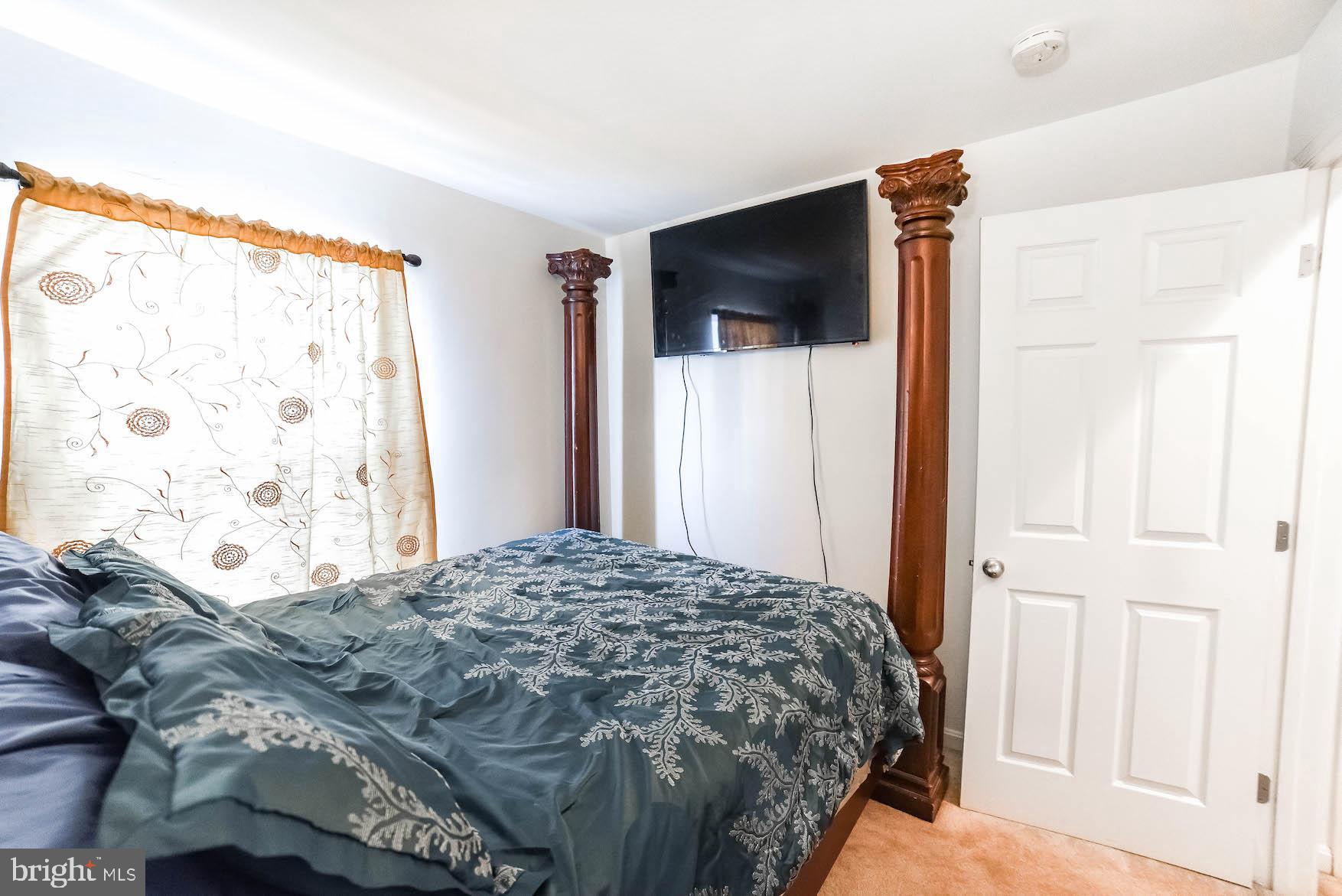 BEVERLY HILLS - Residential