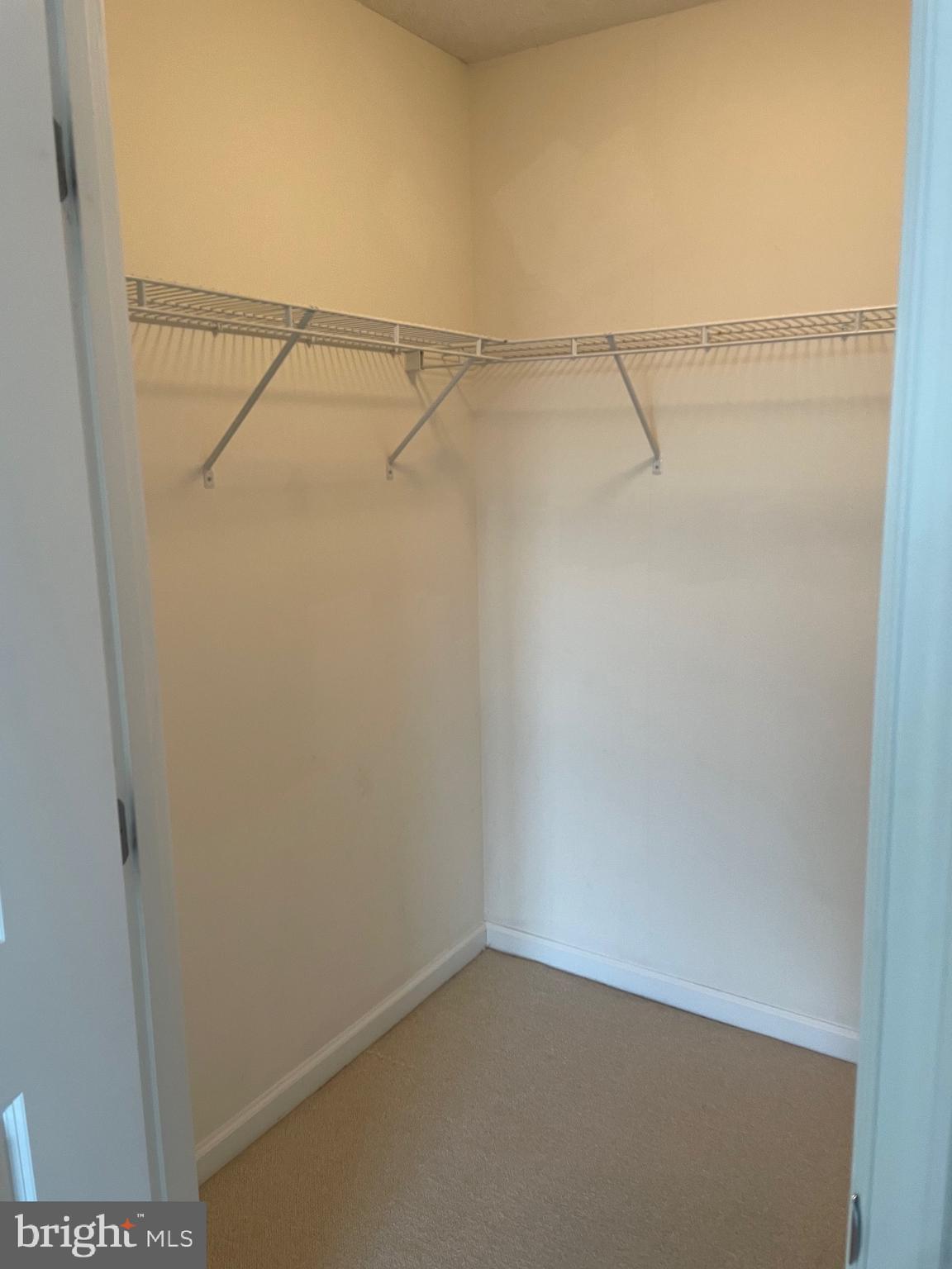 SILVER SPRING - Residential Lease