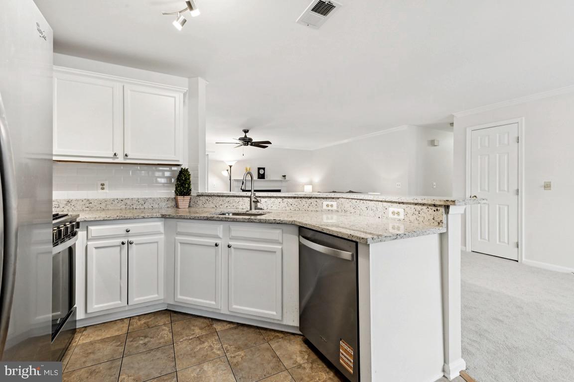 CEDARS OF WARRENTON - Residential