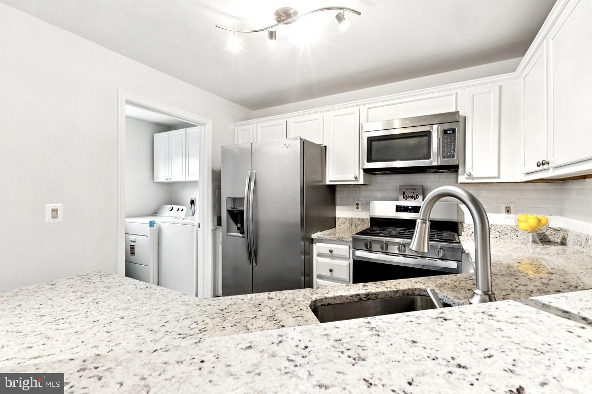 CEDARS OF WARRENTON - Residential