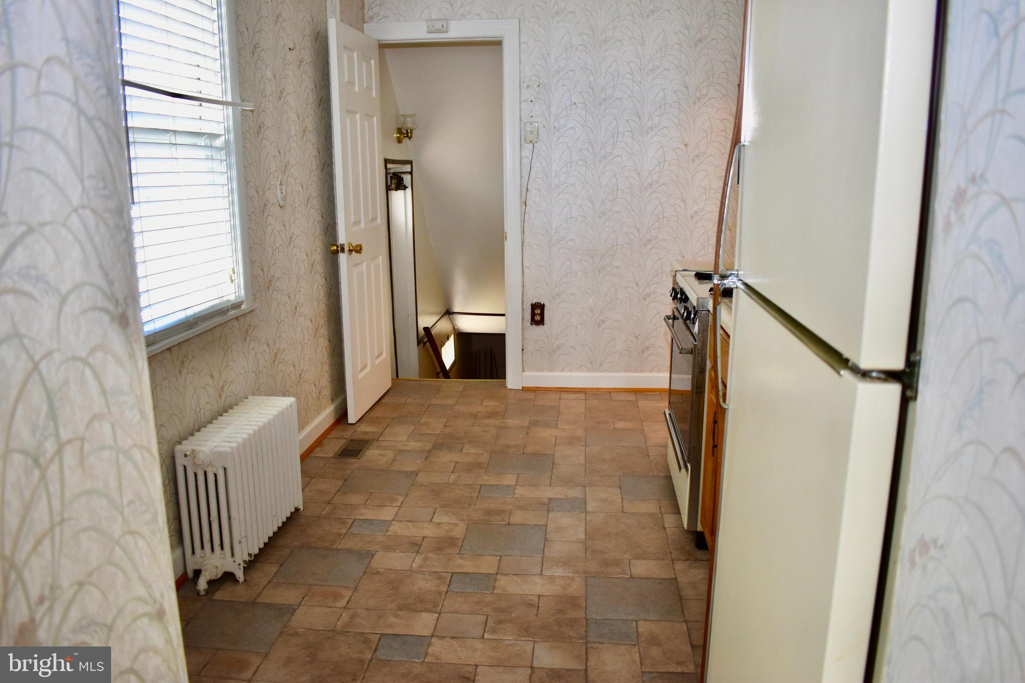 ARUNDEL GARDENS - Residential