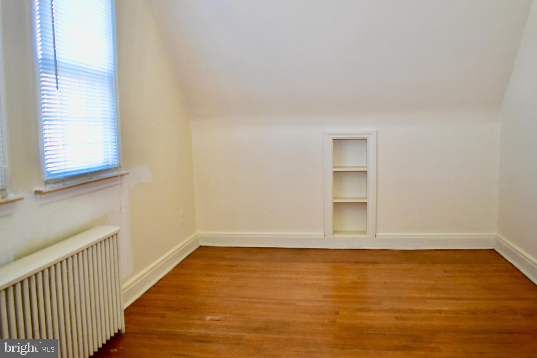 ARUNDEL GARDENS - Residential