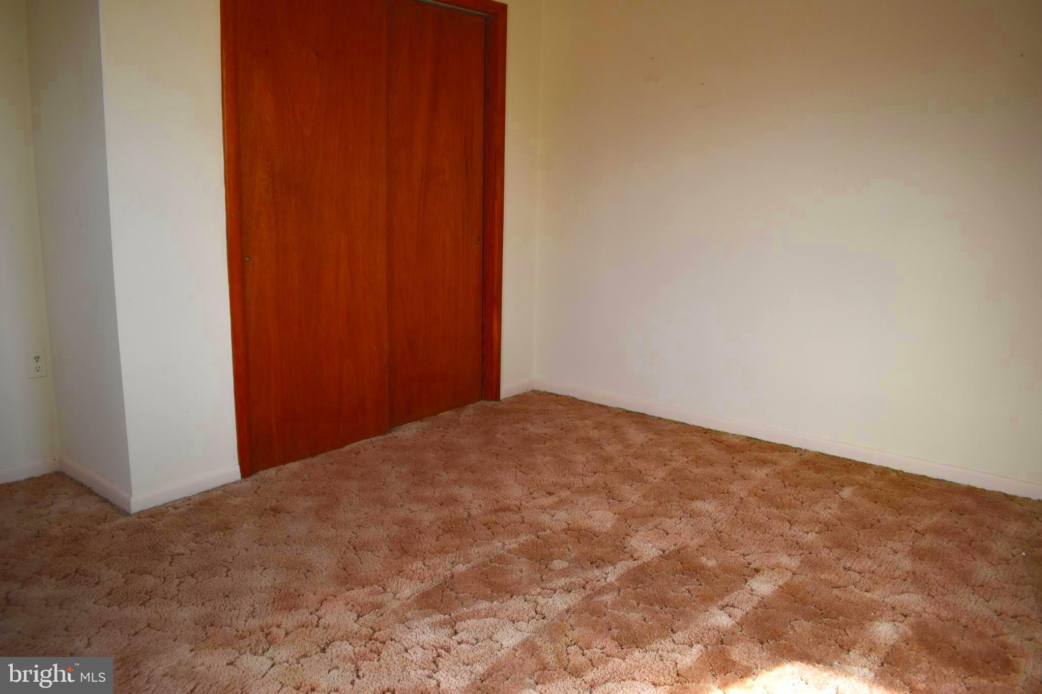 ARUNDEL GARDENS - Residential