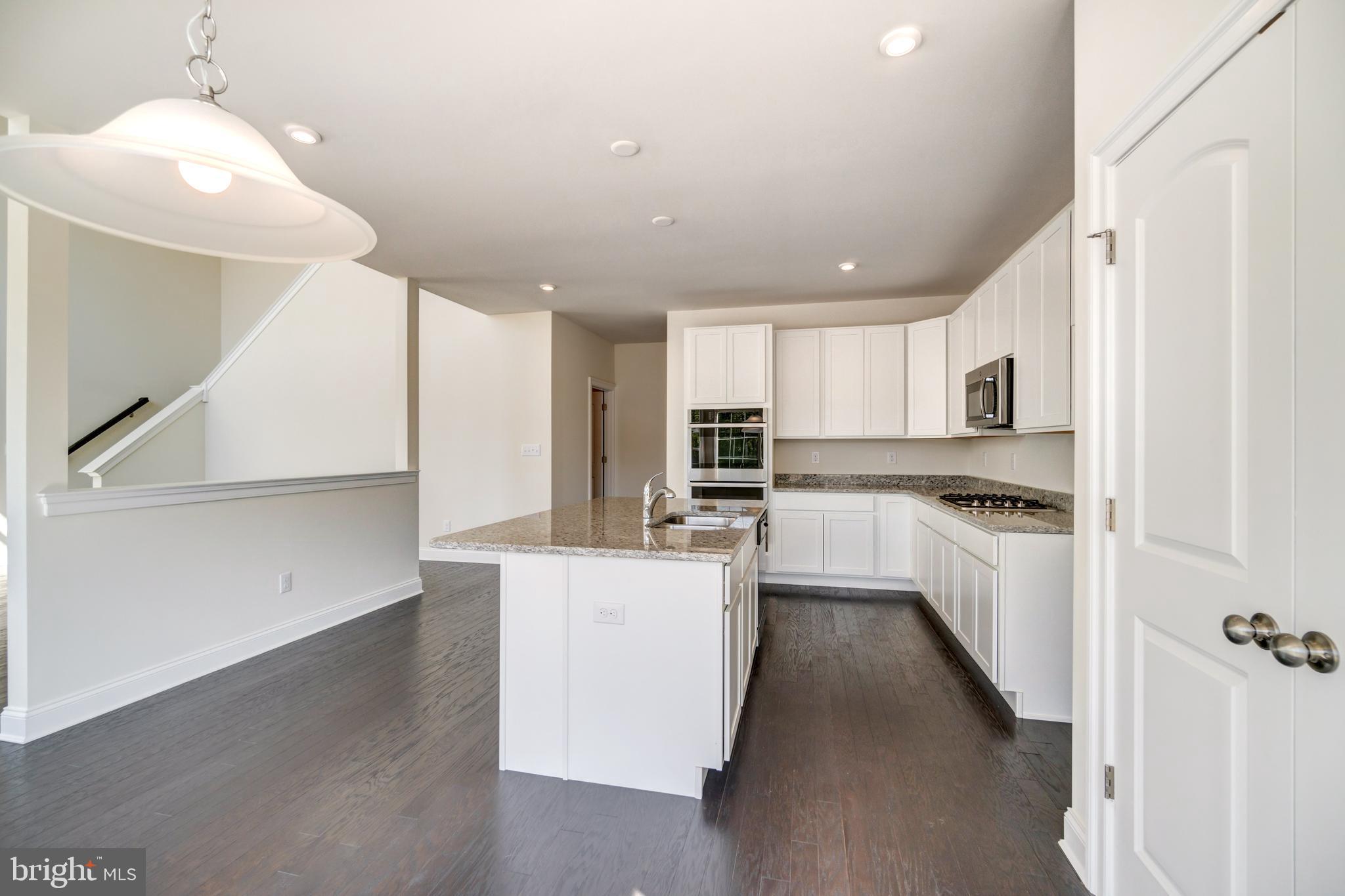 HIDDEN BROOK - Residential