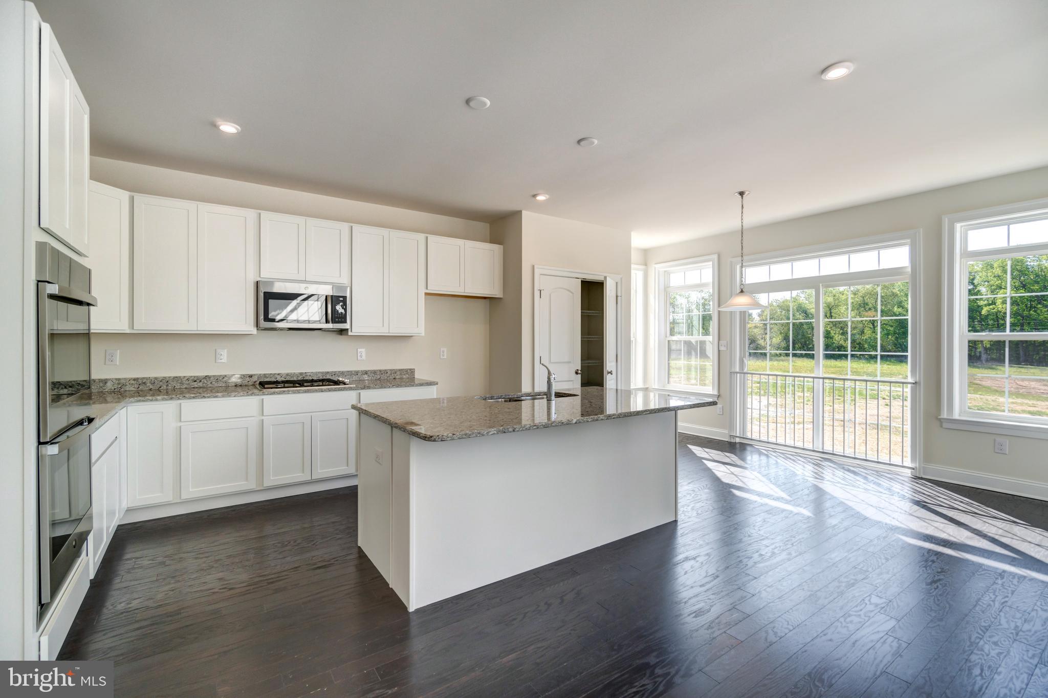 HIDDEN BROOK - Residential