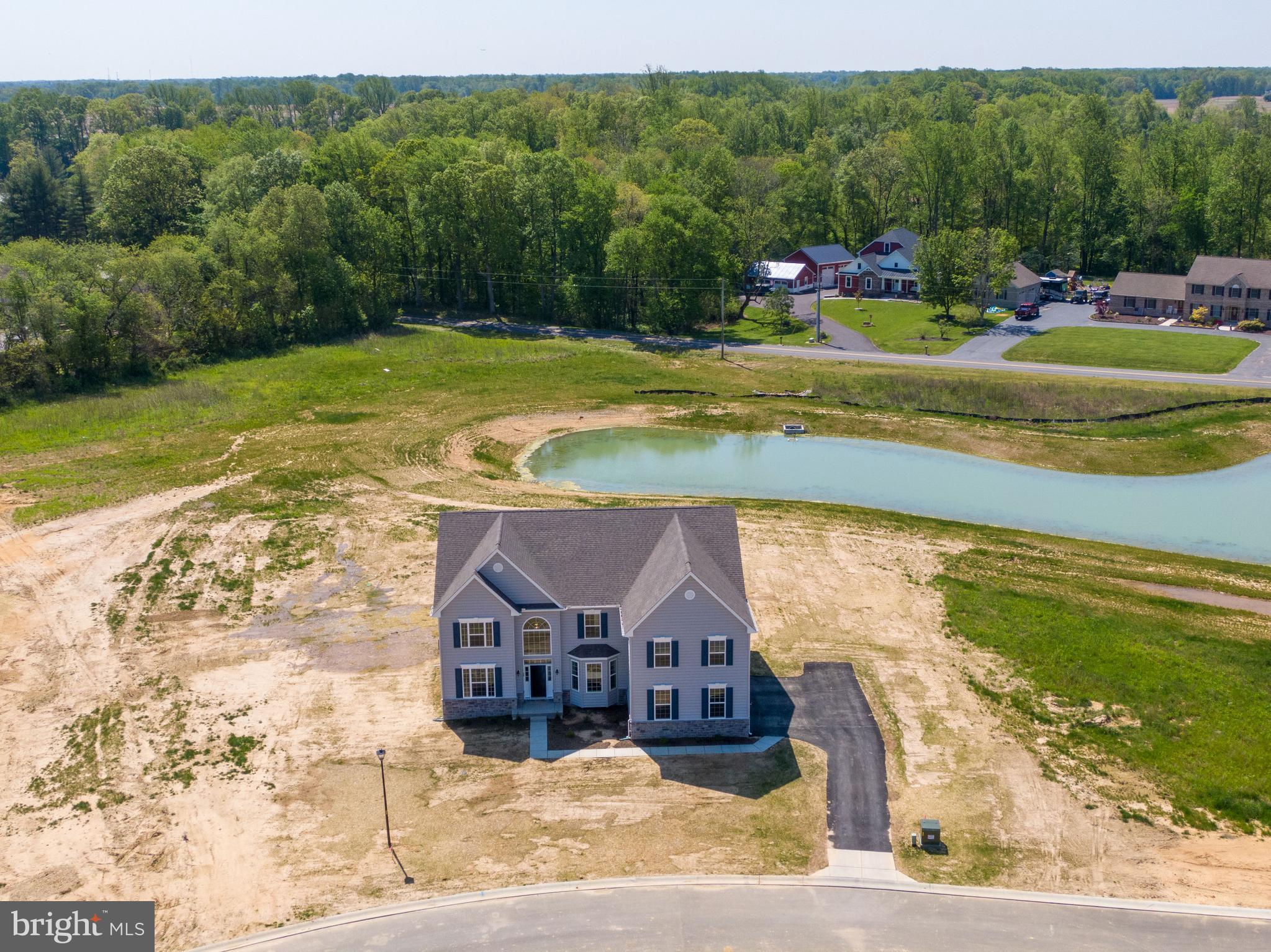 HIDDEN BROOK - Residential