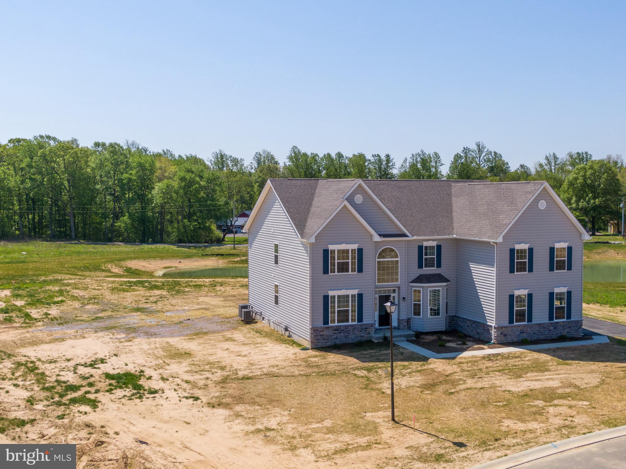 HIDDEN BROOK - Residential