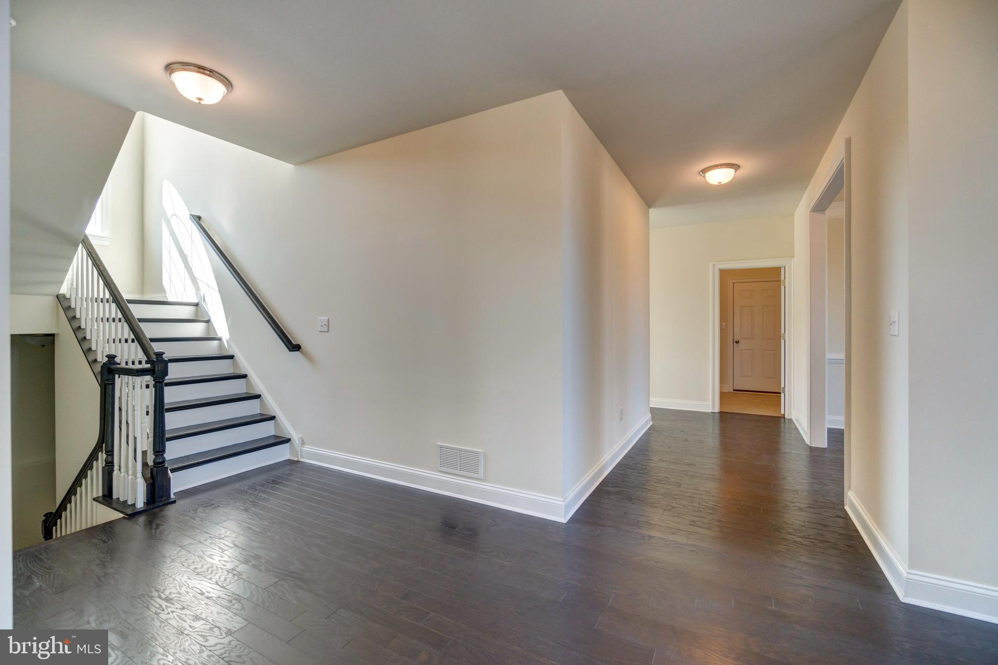 HIDDEN BROOK - Residential