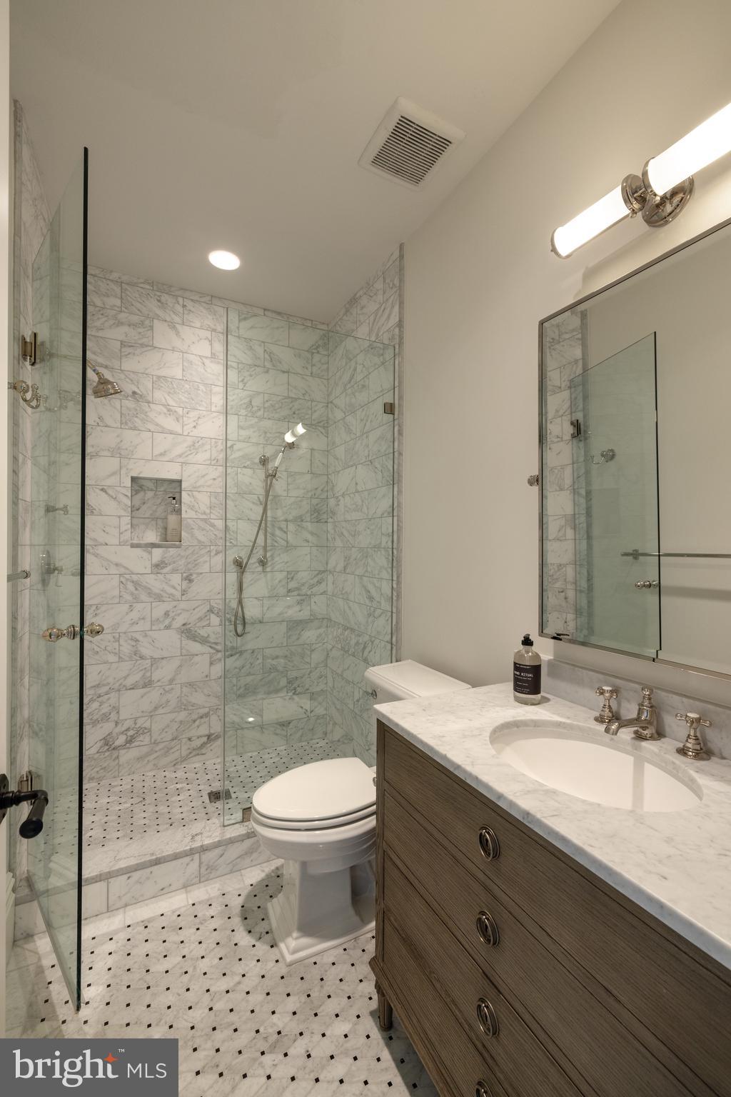 COLUMBIA FOREST - Residential