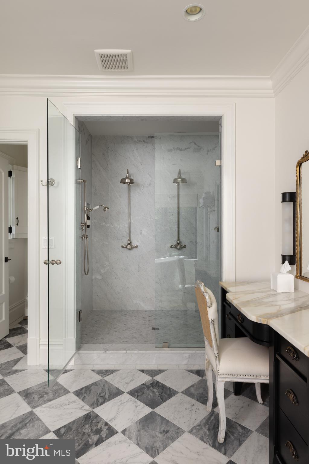 COLUMBIA FOREST - Residential