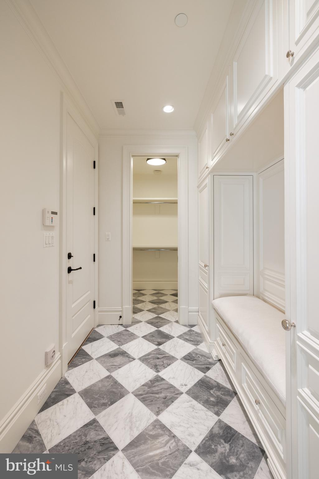 COLUMBIA FOREST - Residential