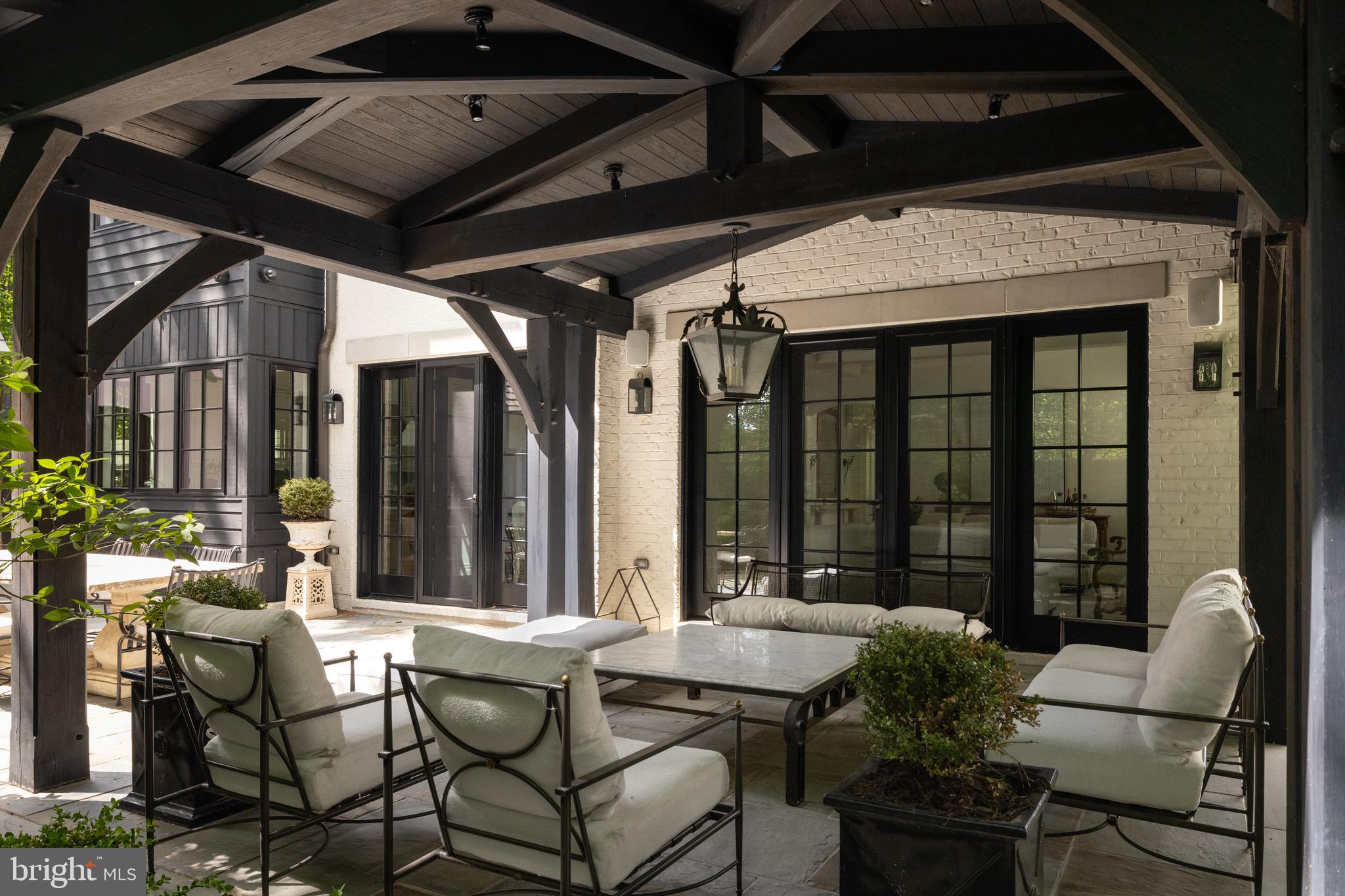 COLUMBIA FOREST - Residential