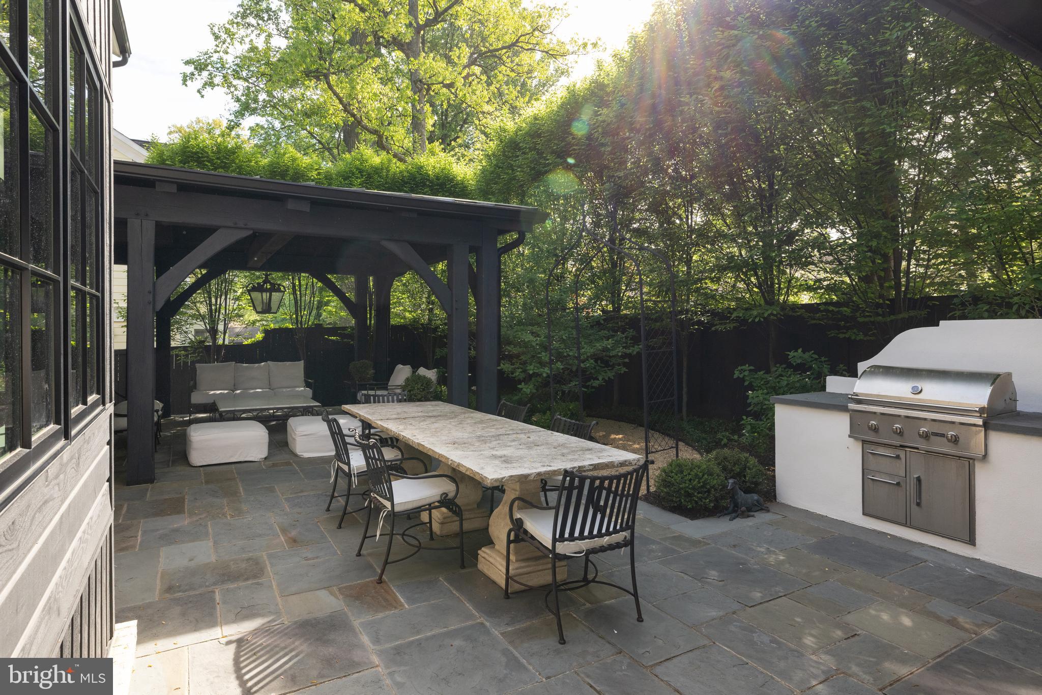 COLUMBIA FOREST - Residential