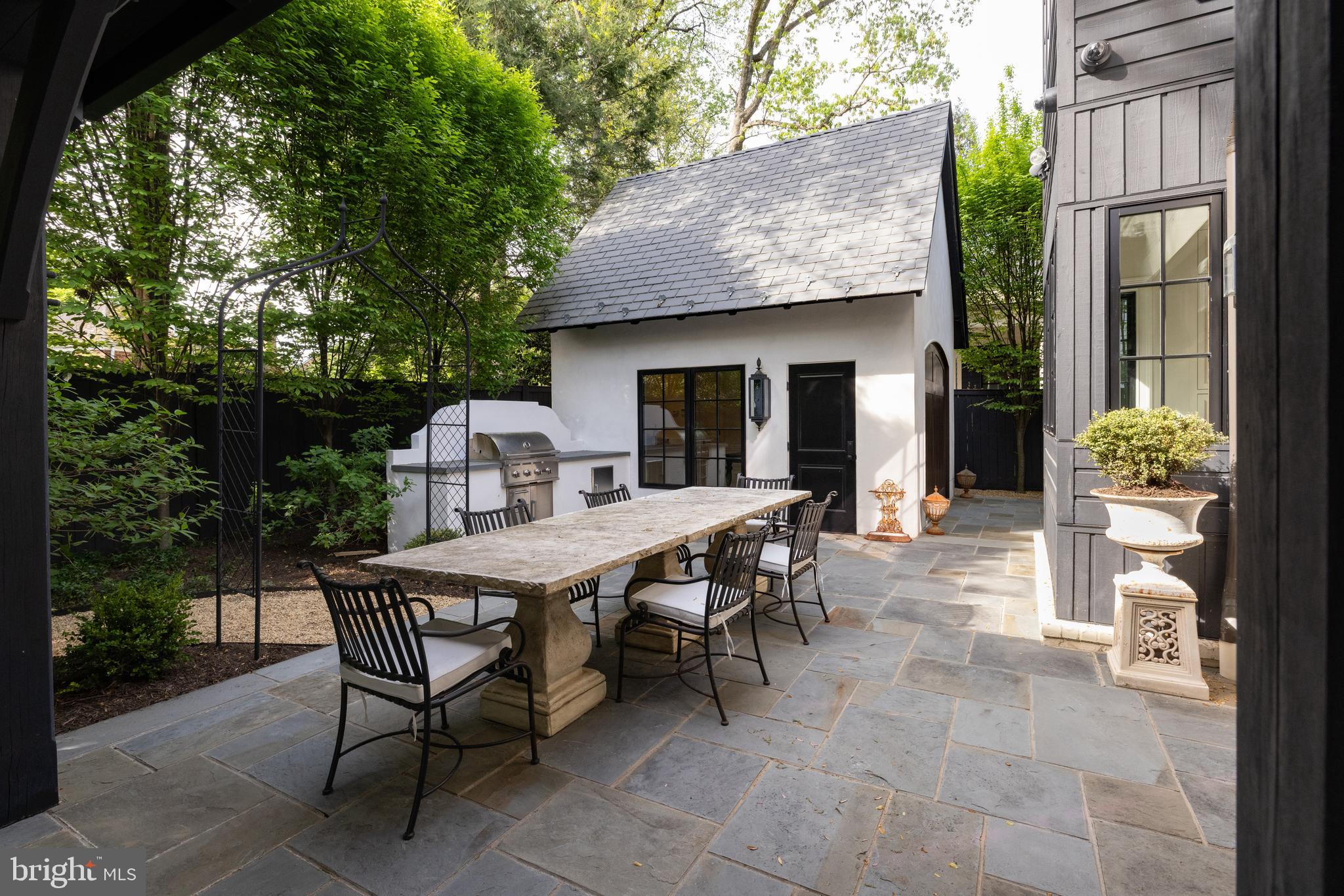 COLUMBIA FOREST - Residential