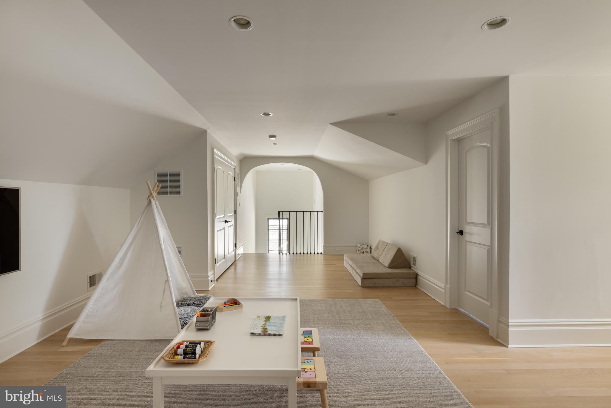 COLUMBIA FOREST - Residential