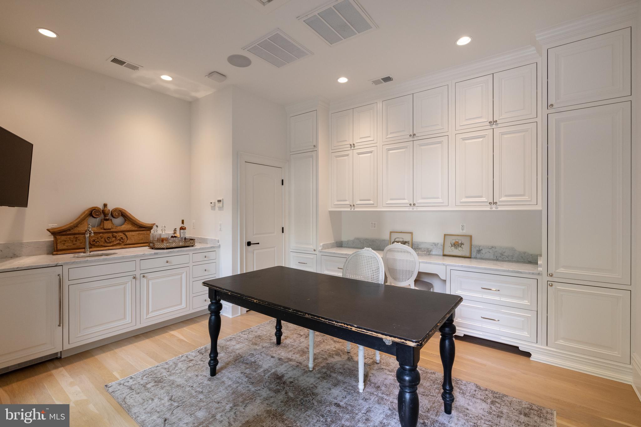 COLUMBIA FOREST - Residential