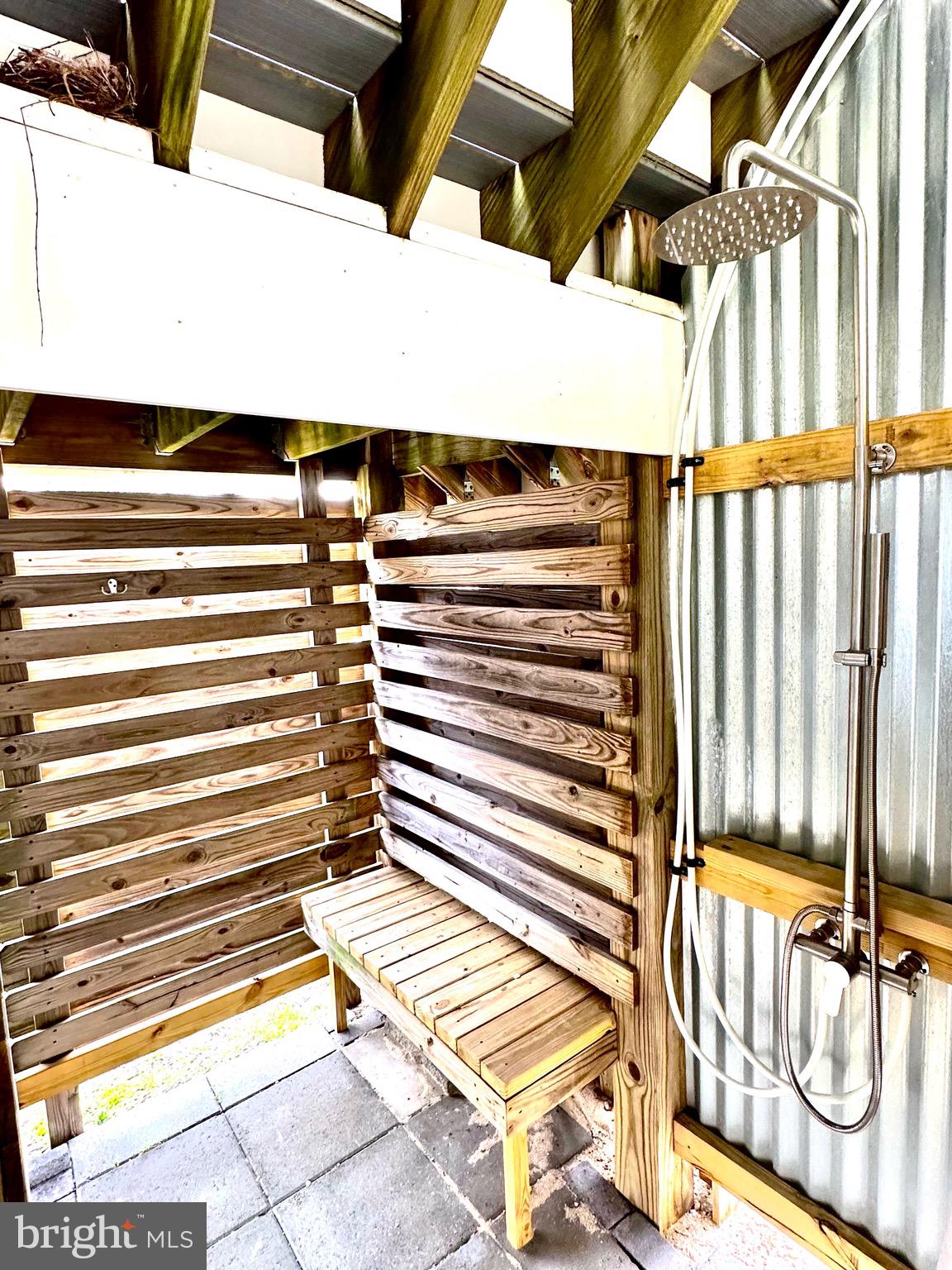 HAYS BEACH - Residential