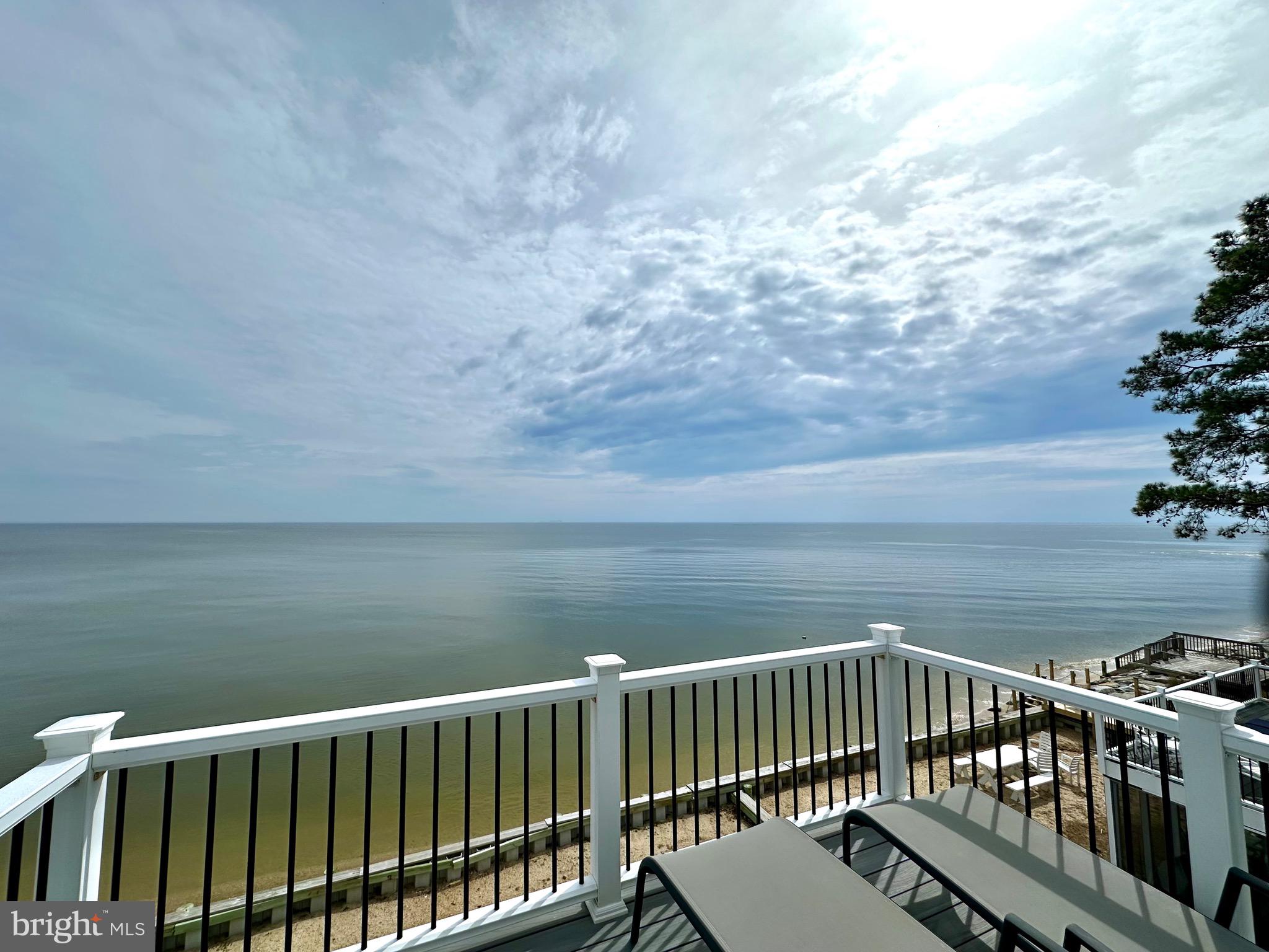 HAYS BEACH - Residential