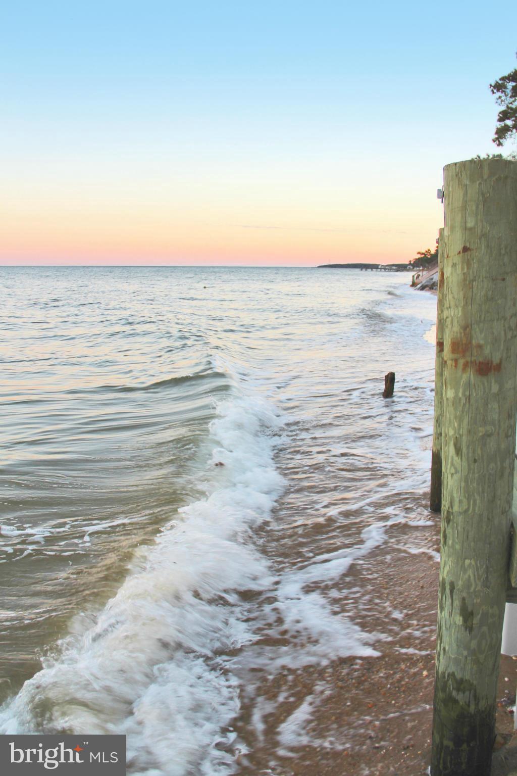 HAYS BEACH - Residential