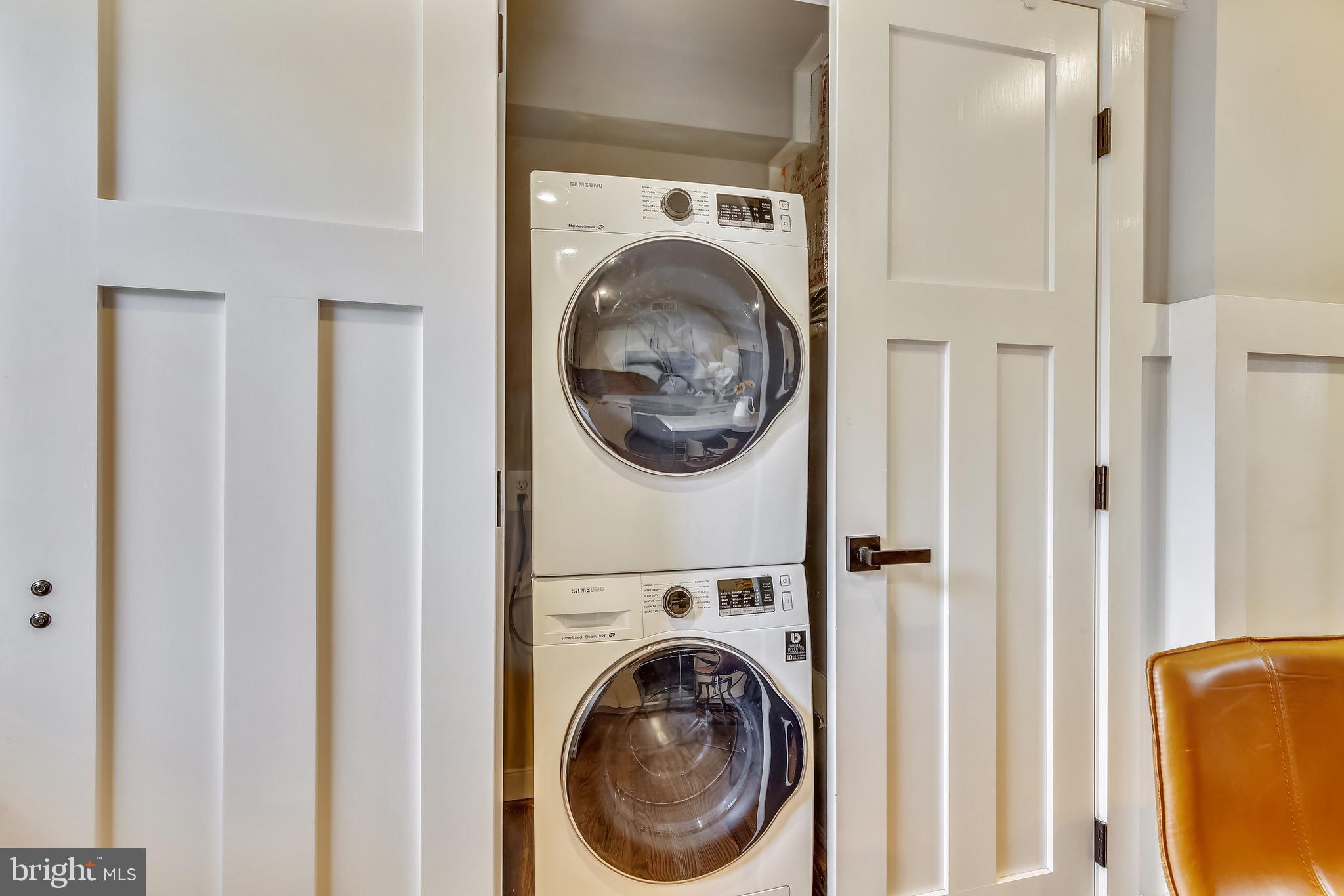 OLD TOWN ALEXANDRIA - Residential