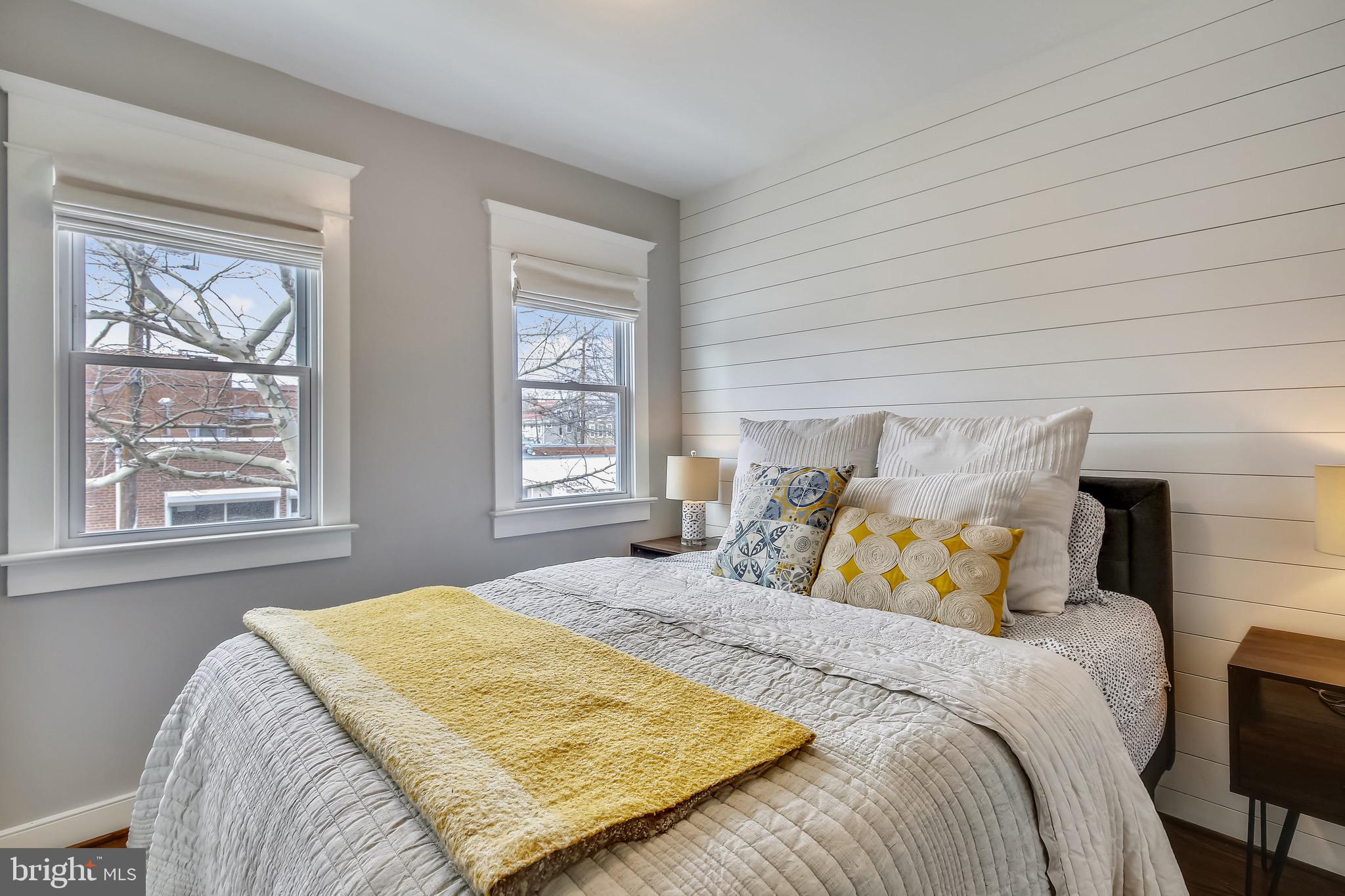 OLD TOWN ALEXANDRIA - Residential