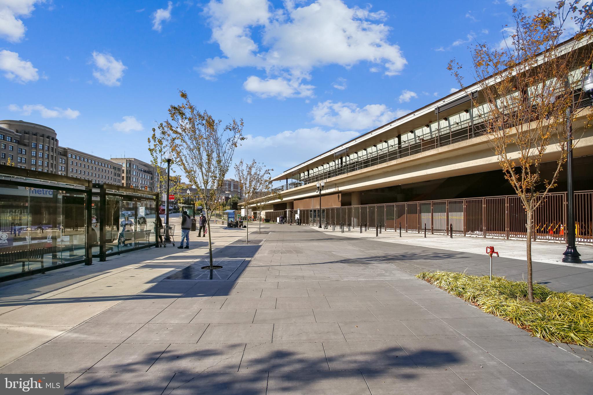 OLD TOWN ALEXANDRIA - Residential