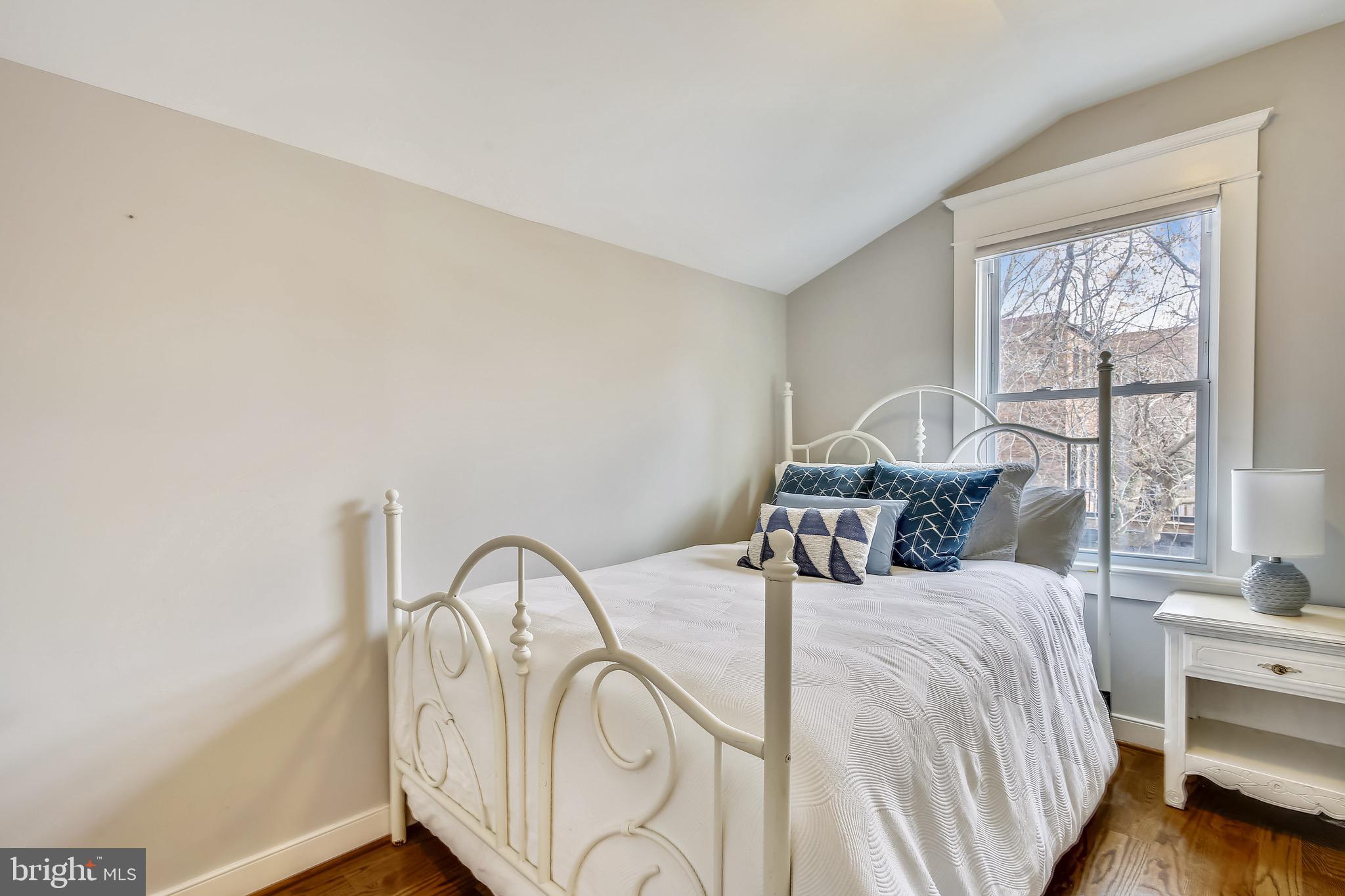 OLD TOWN ALEXANDRIA - Residential