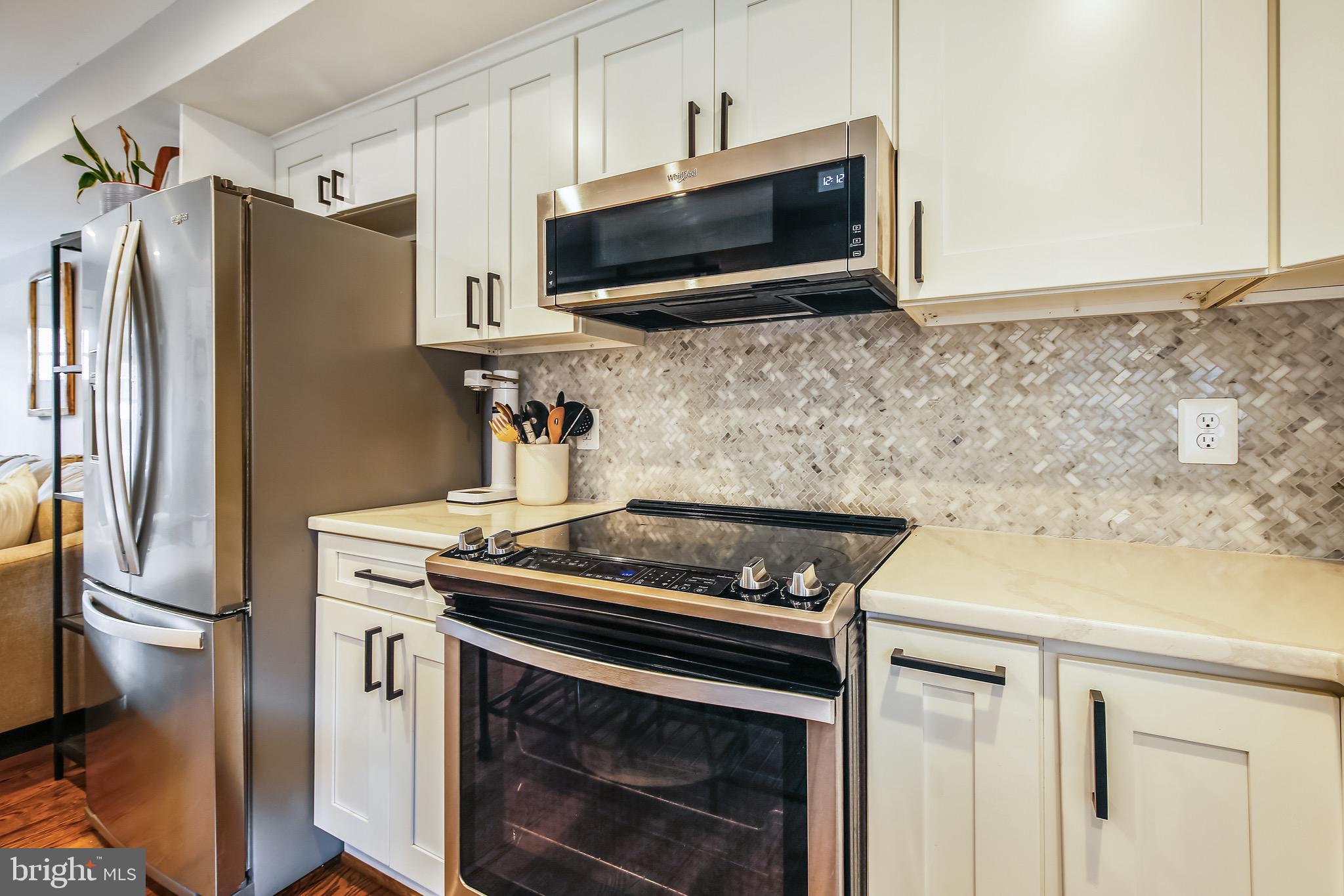 OLD TOWN ALEXANDRIA - Residential